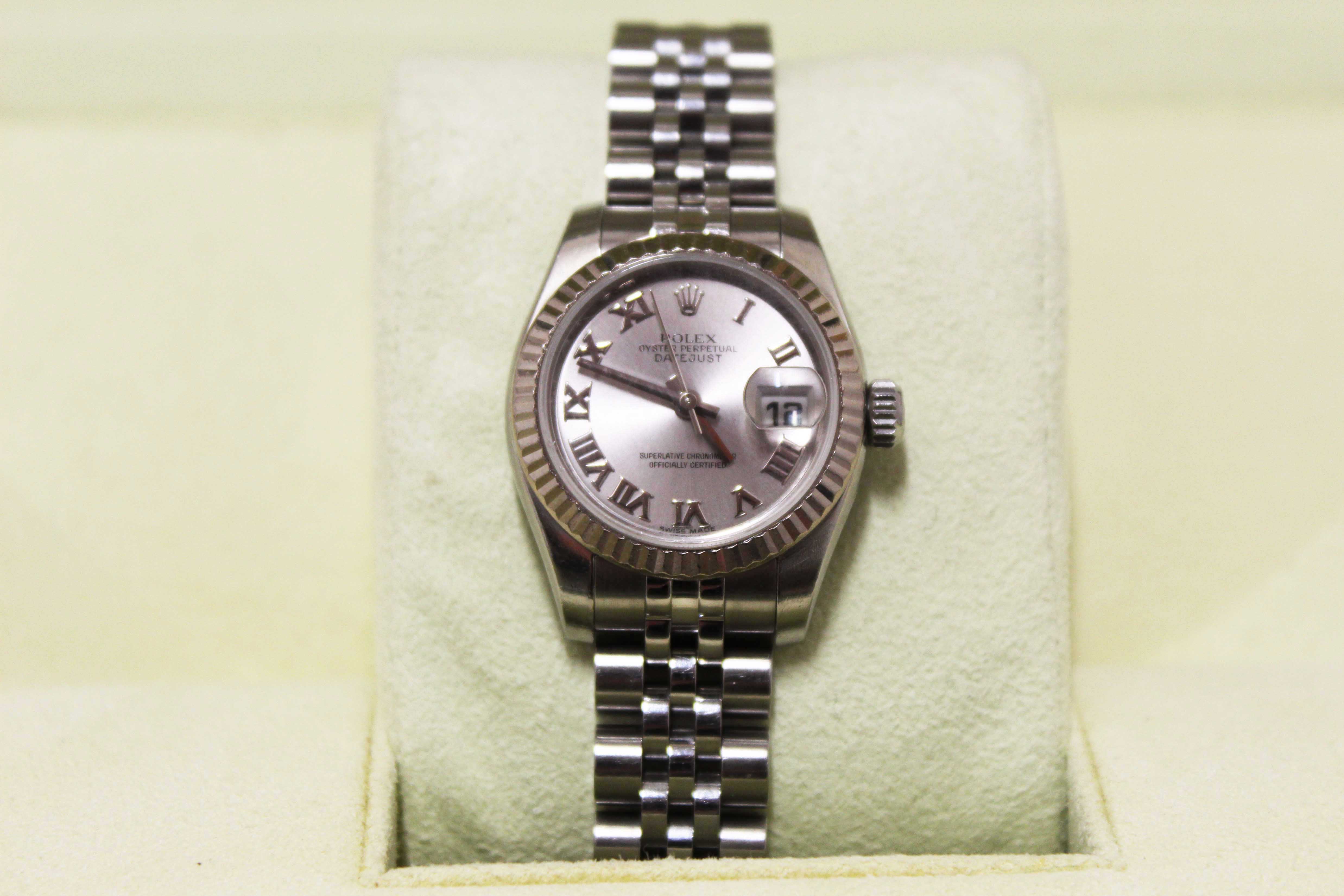 Authentic Rolex Lady-Datejust 28 mm Oystersteel and White Gold Watch