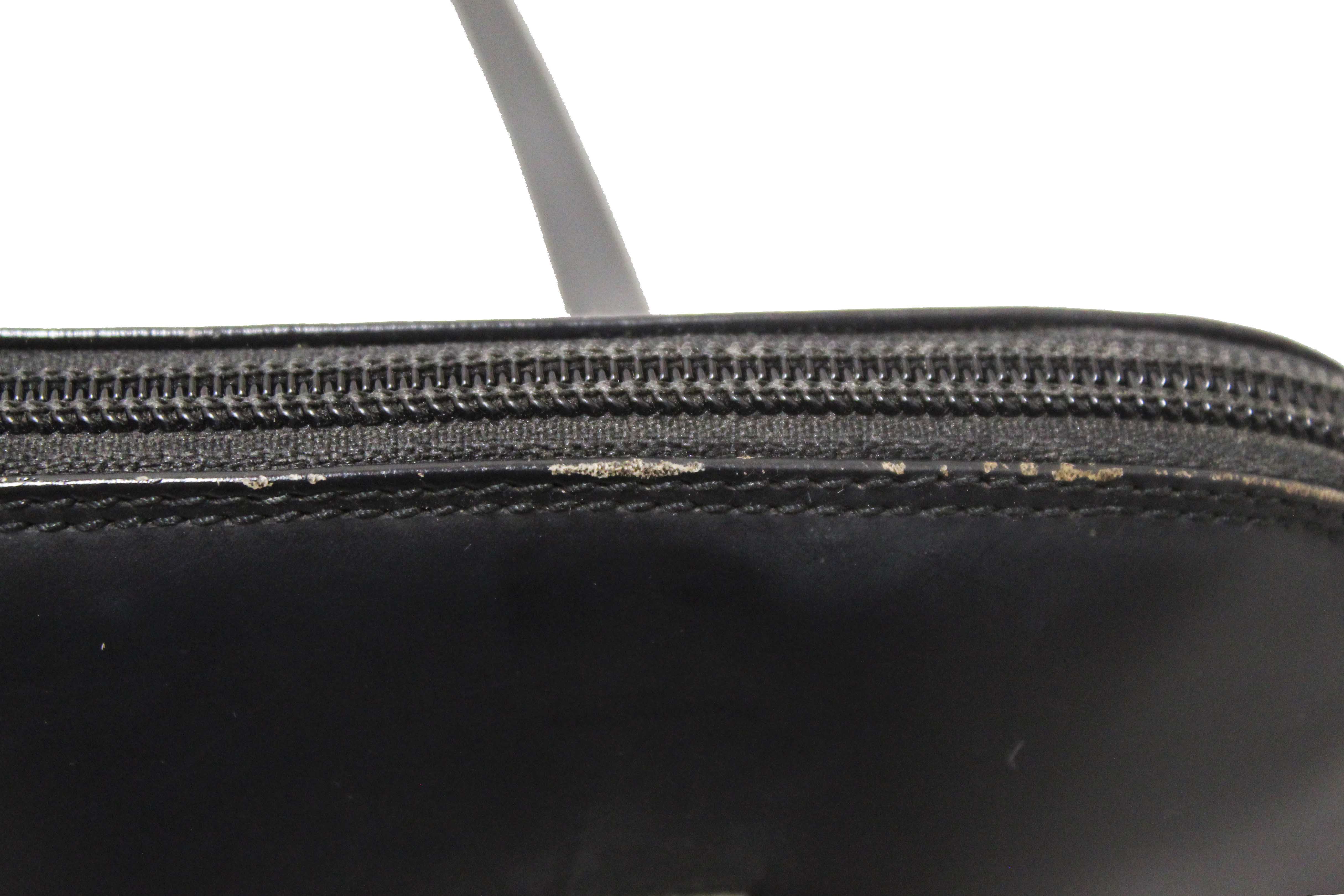 Authentic Vintage Gucci Shine Enamel Shoulder Bag 001274