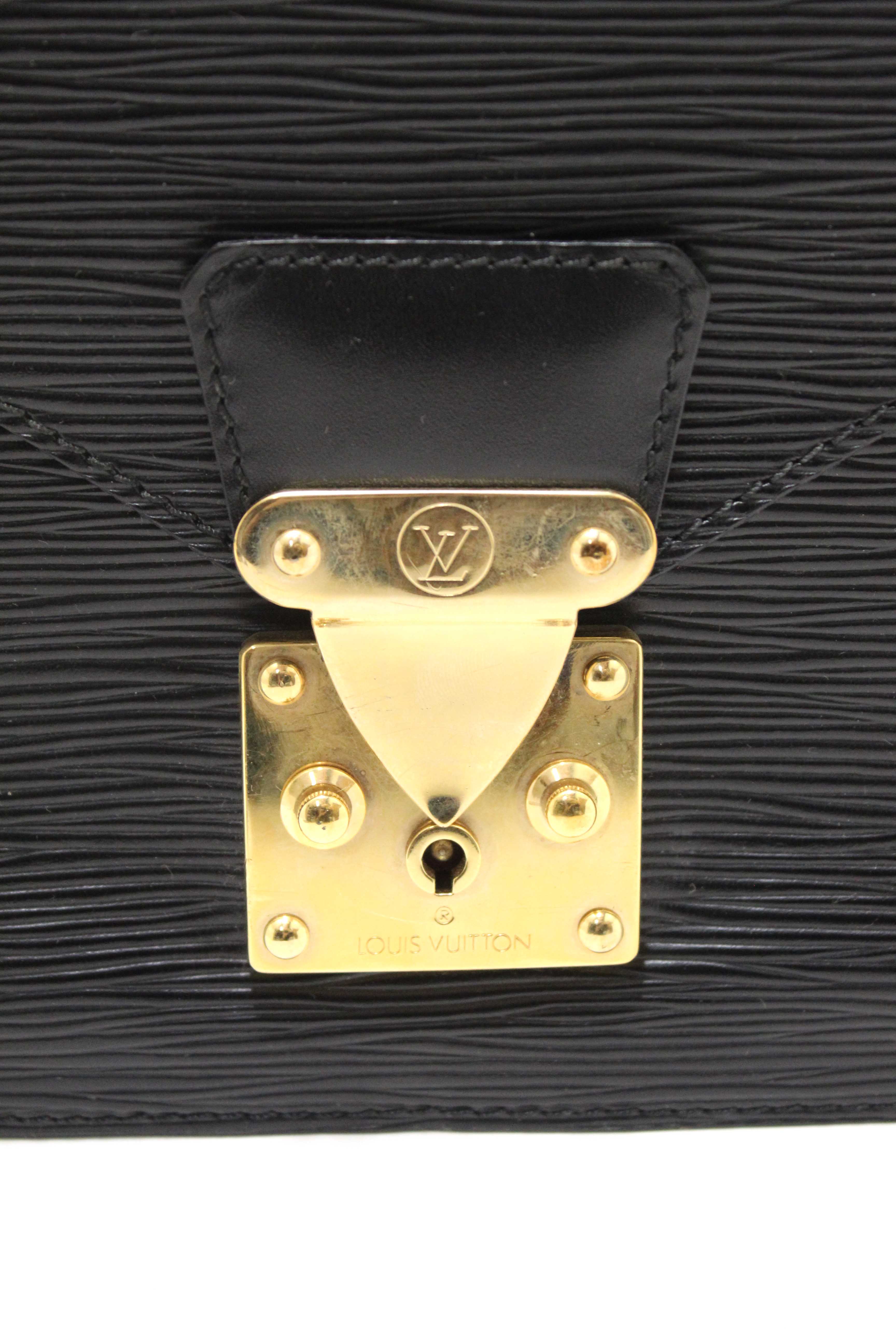 Authentic Vintage Louis Vuitton Black Epi Leather Biface Crossbody Bag