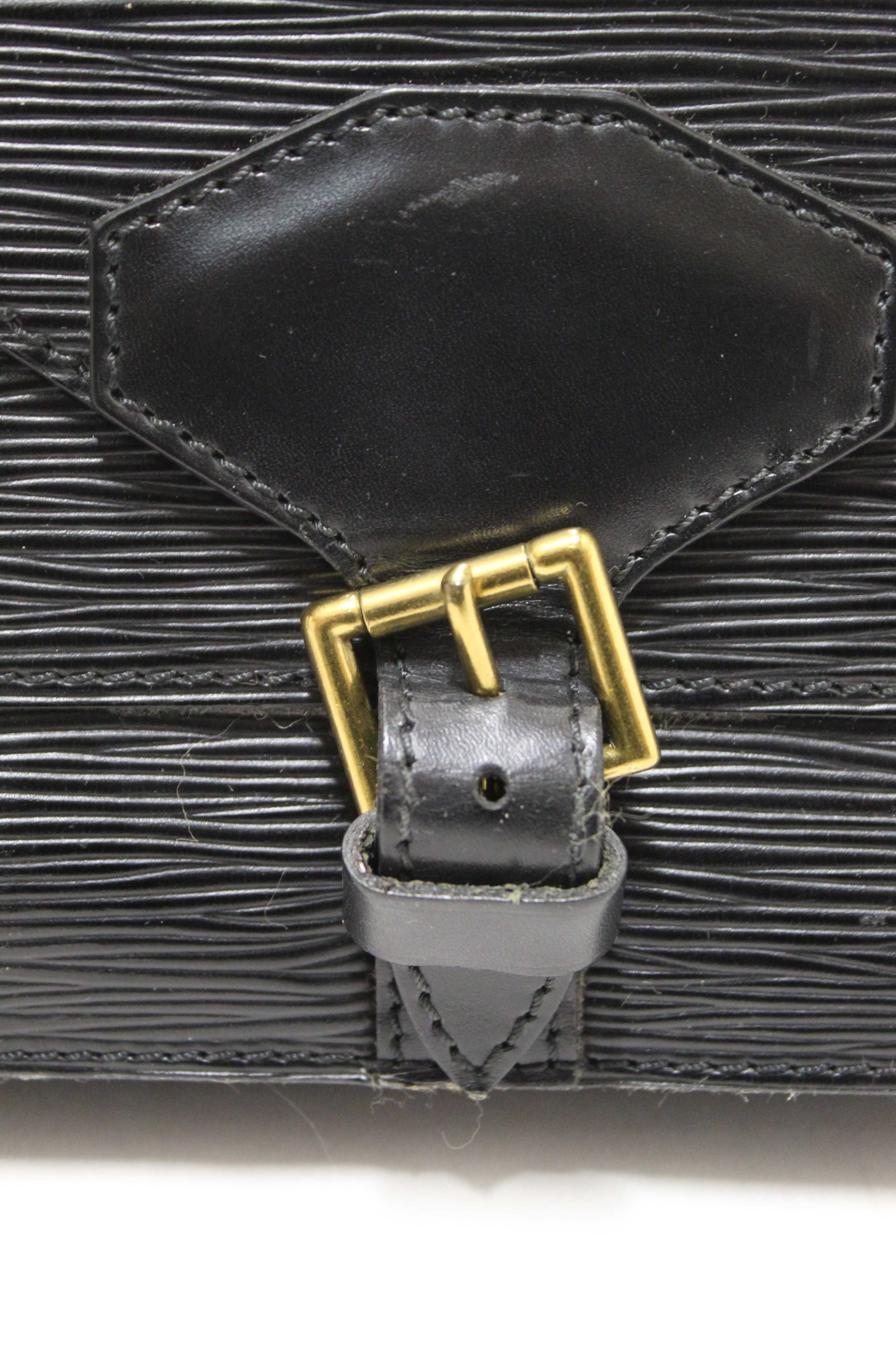 Authentic Vintage Louis Vuitton Black Epi Leather Biface Crossbody Bag