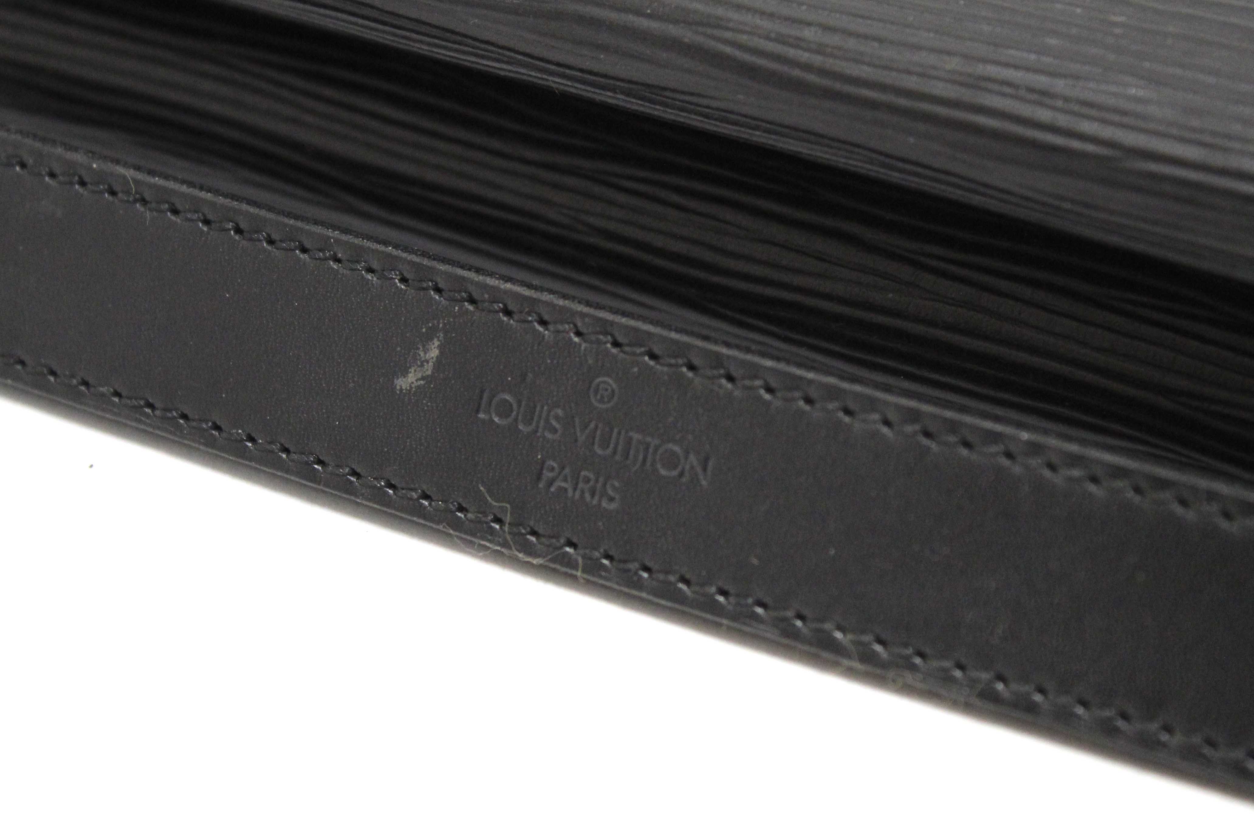 Authentic Vintage Louis Vuitton Black Epi Leather Biface Crossbody Bag