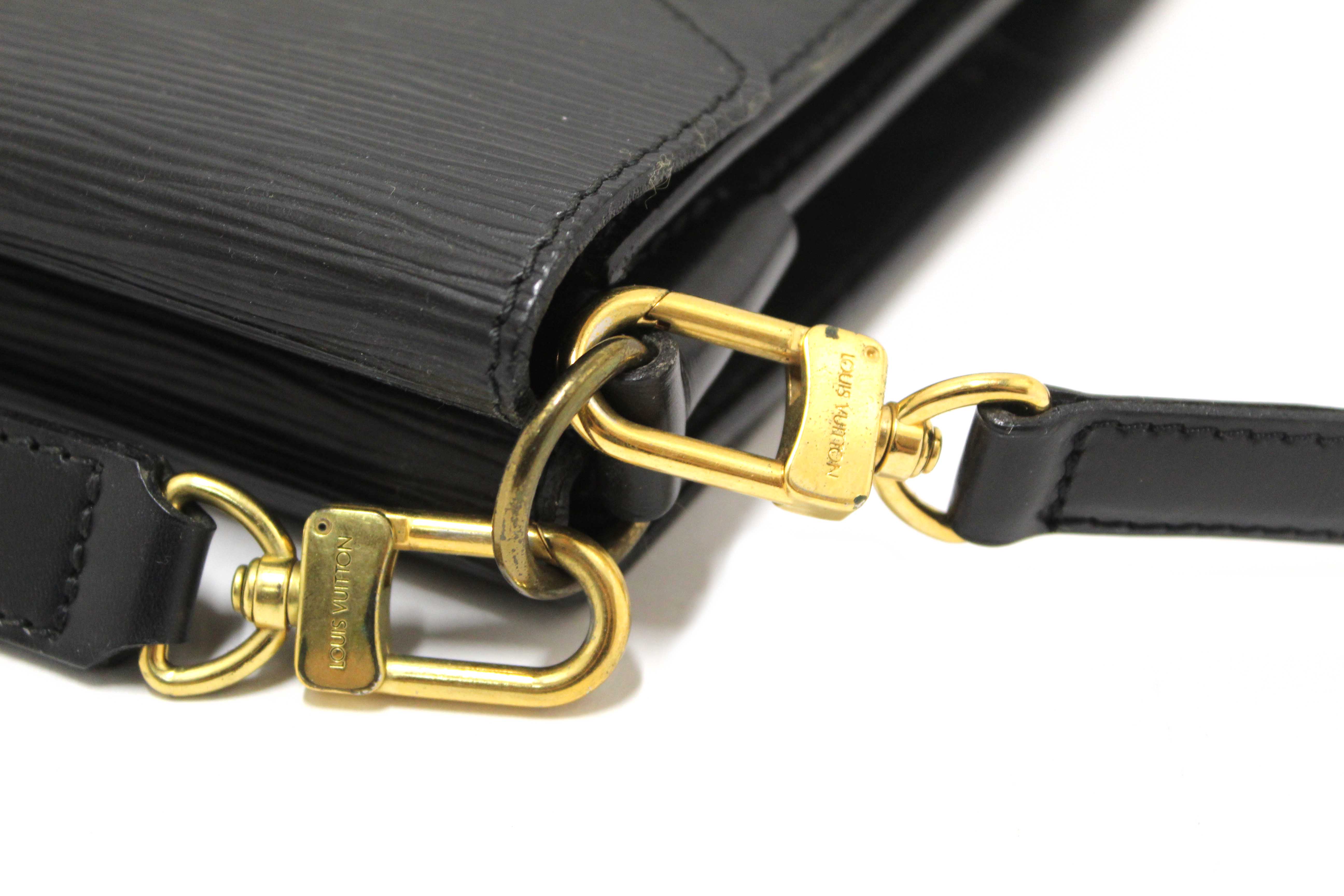 Authentic Vintage Louis Vuitton Black Epi Leather Biface Crossbody Bag
