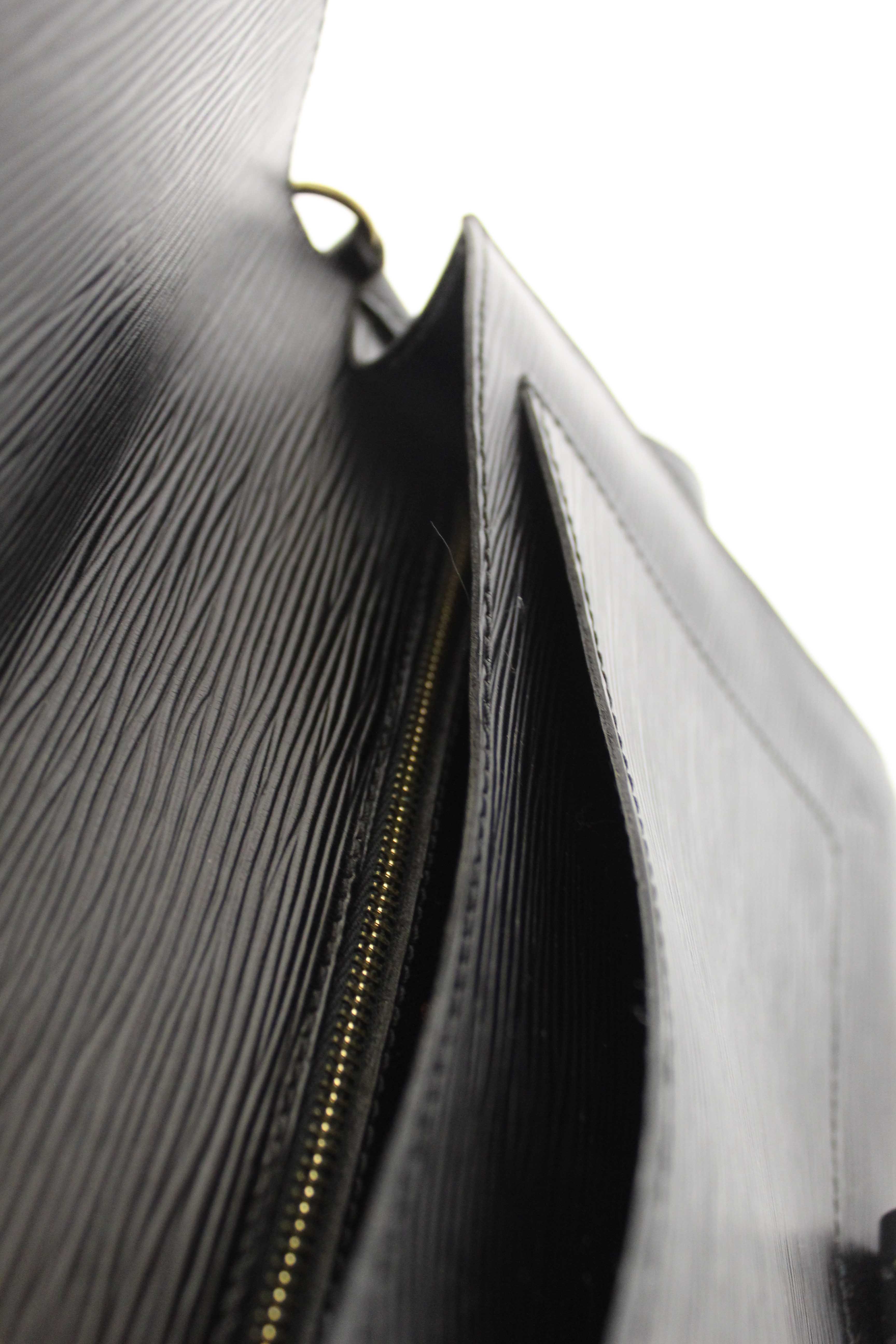 Authentic Vintage Louis Vuitton Black Epi Leather Biface Crossbody Bag