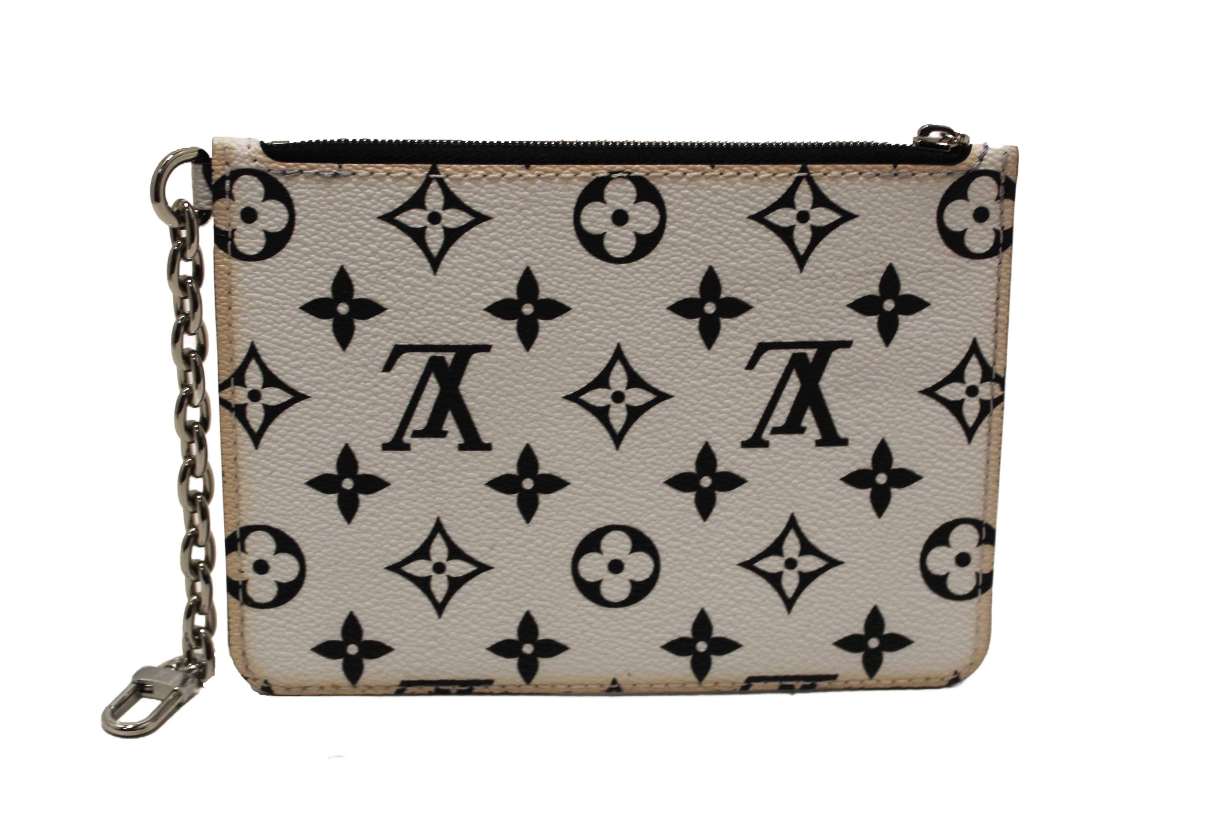 Authentic Louis Vuitton Black Epi Leather Marelle MM Tote Hand/Messenger Bag