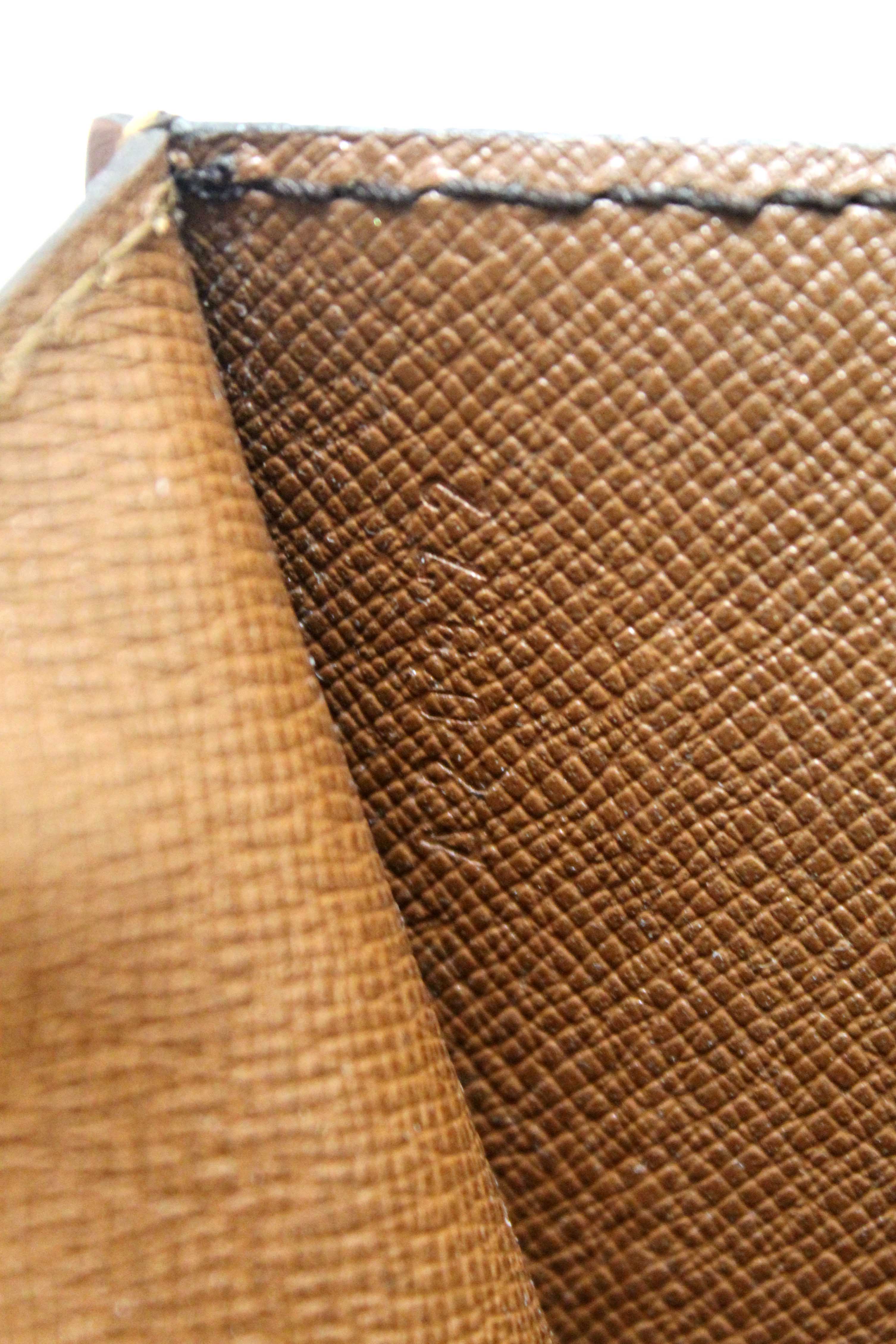 Authentic Louis Vuitton Vintage Classic Monogram Canvas Monceau 28 Bag