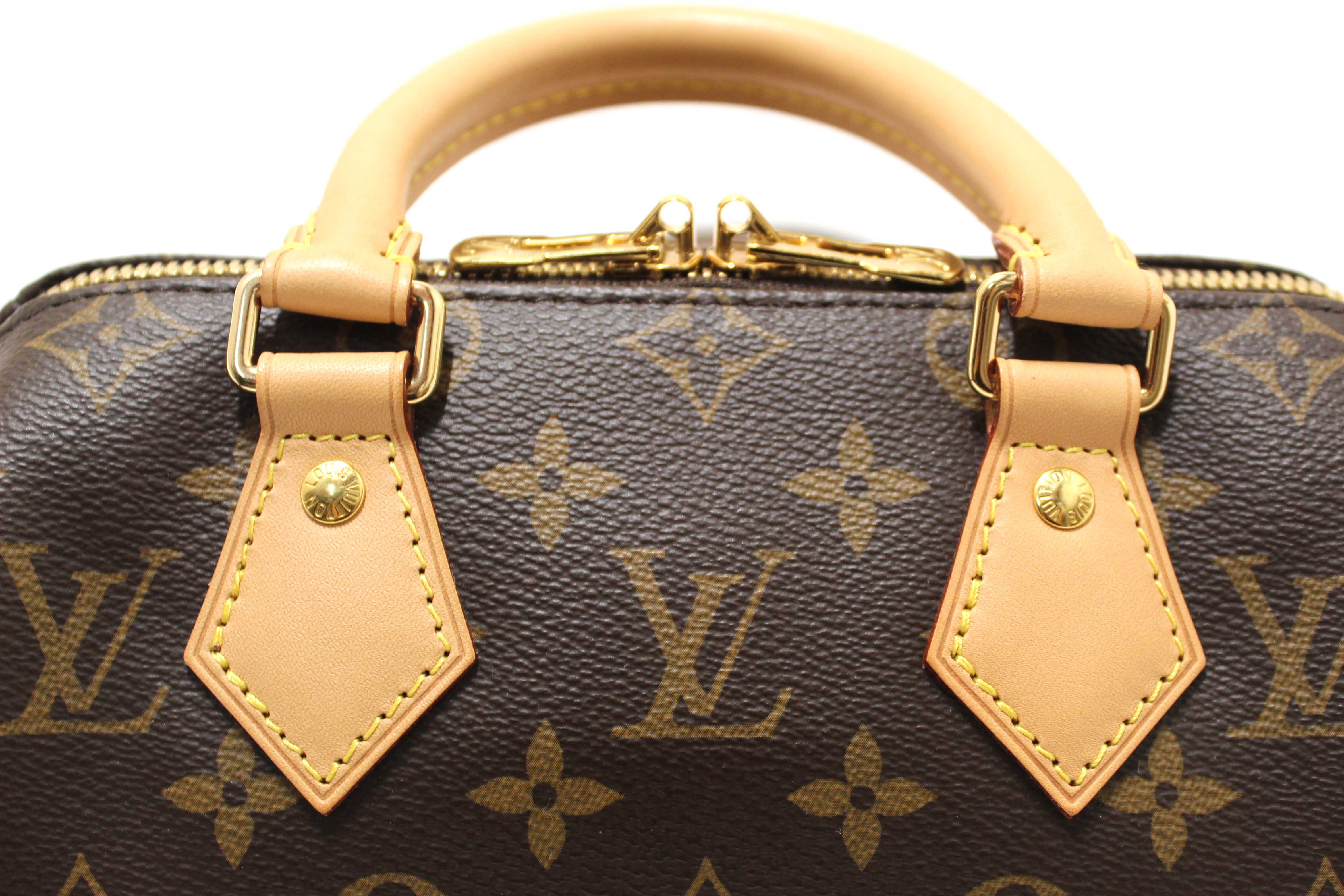 Authentic Louis Vuitton Classic Monogram Speedy 20 Bandoulière Bag