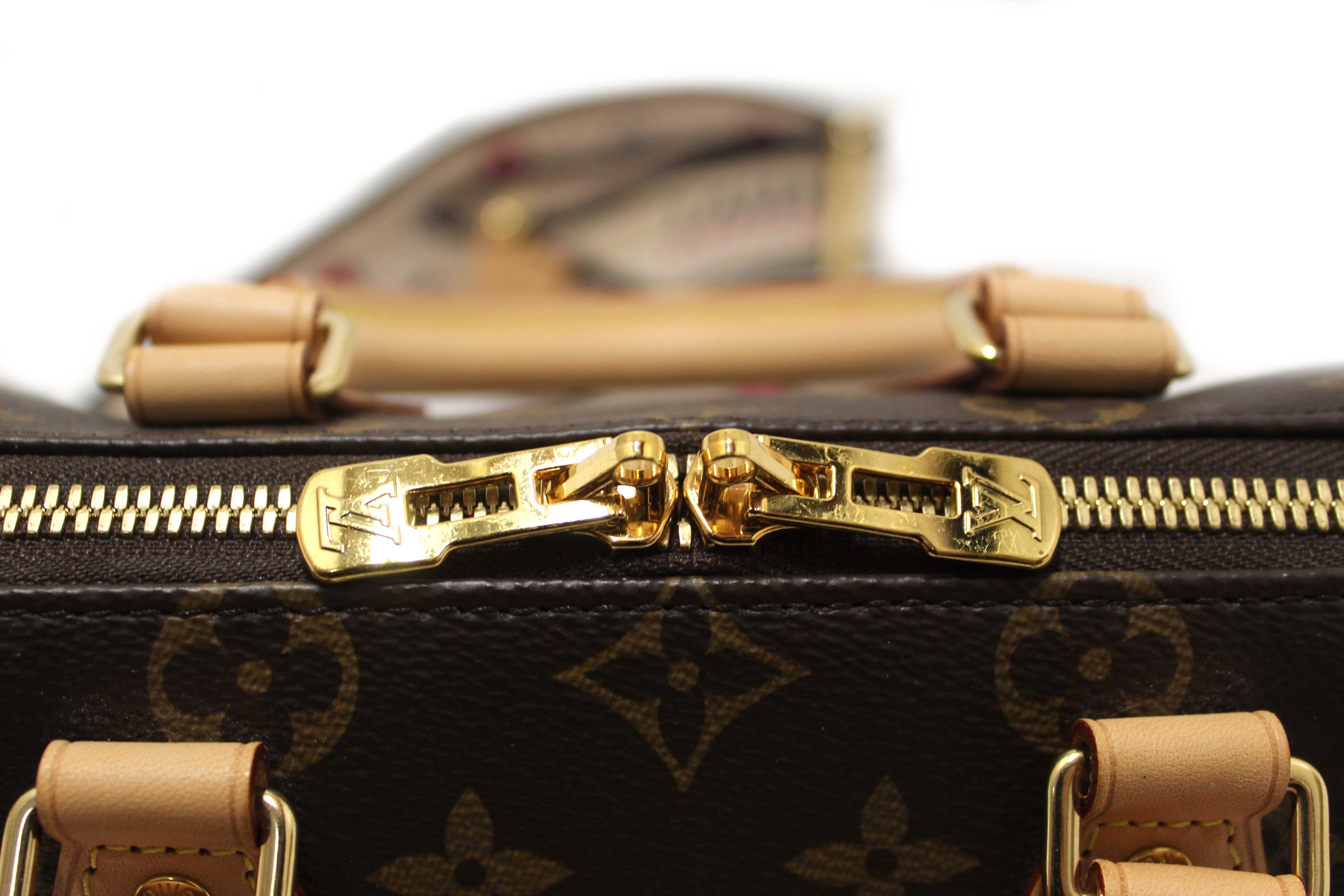 Authentic Louis Vuitton Classic Monogram Speedy 20 Bandoulière Bag