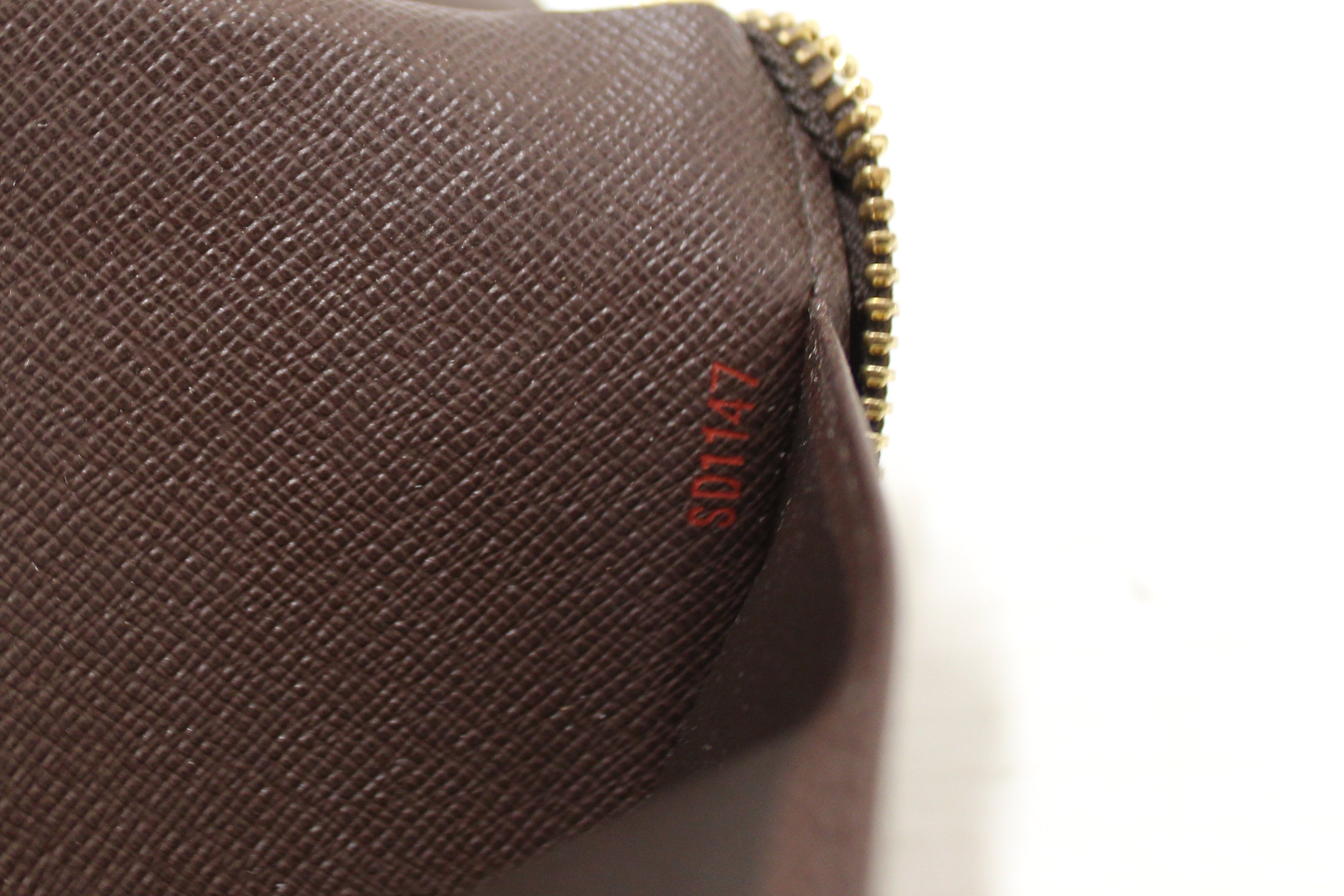 Authentic Louis Vuitton Damier Ebene Canvas Zippy Organizer Wallet