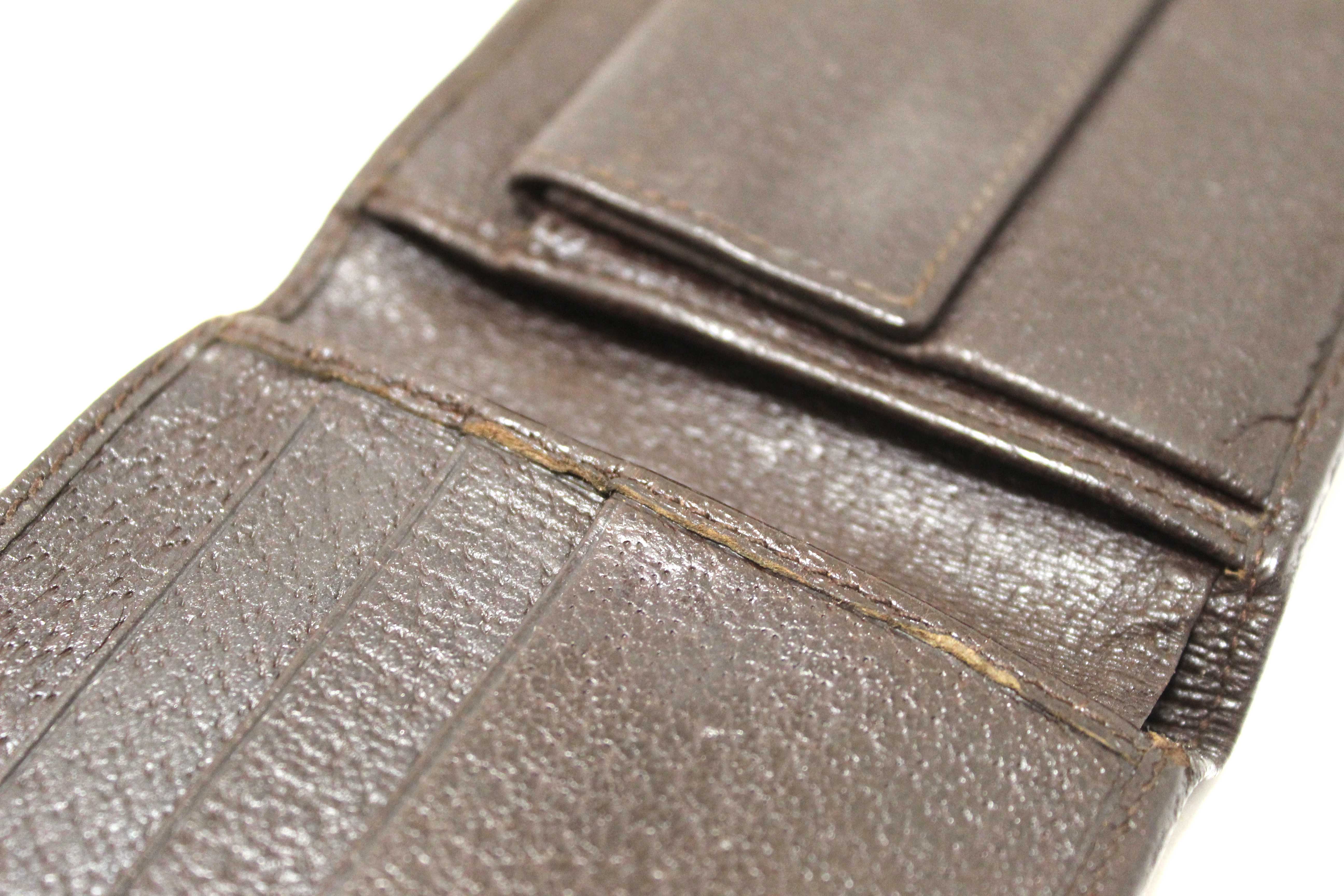 Authentic Gucci Brown GG Signature Men's Wallet 04862