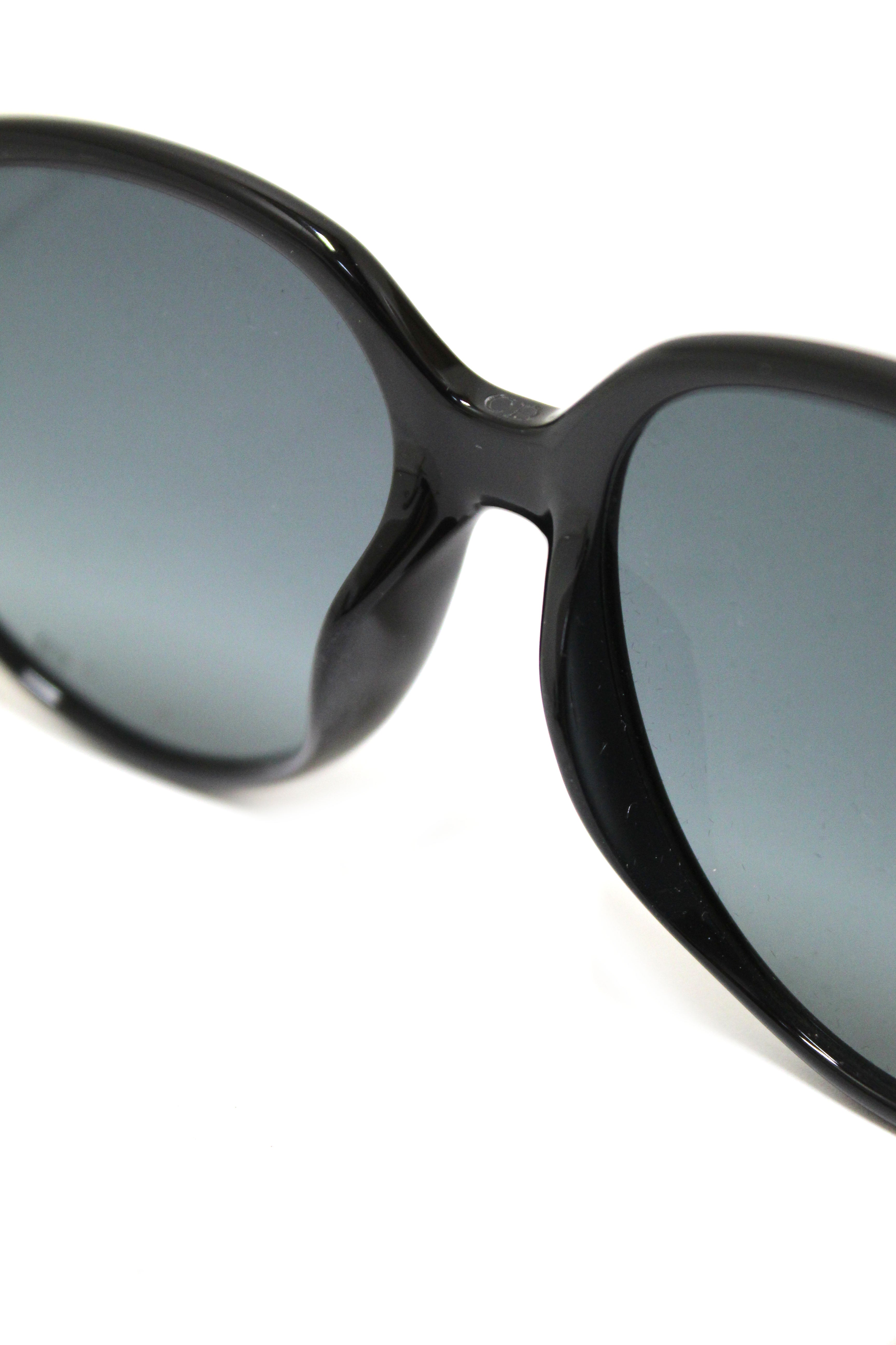 Authentic Christian Dior Black Sunglasses 80711