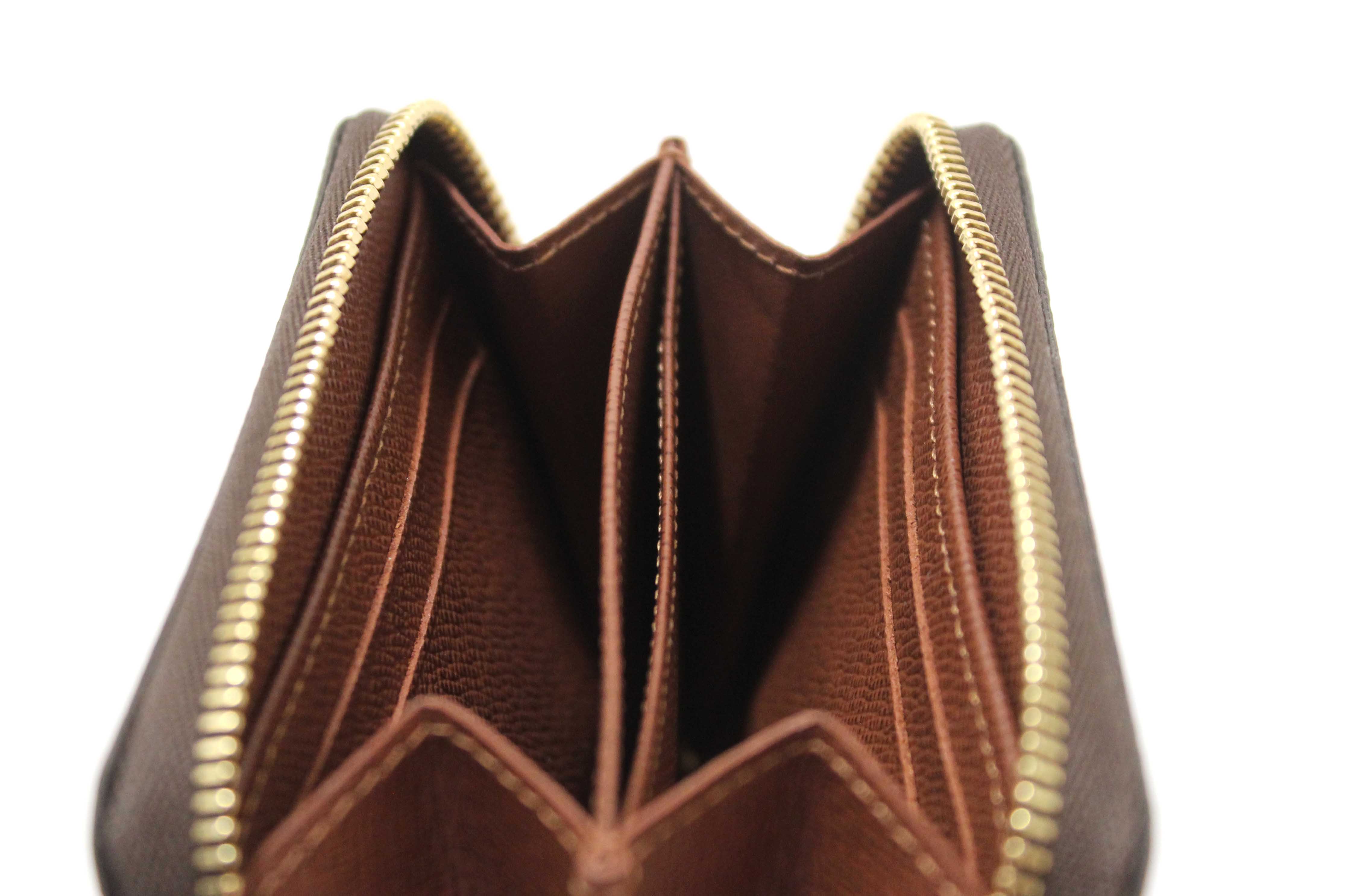 Authentic NEW Louis Vuitton Classic Monogram Zippy Coin Purse Wallet