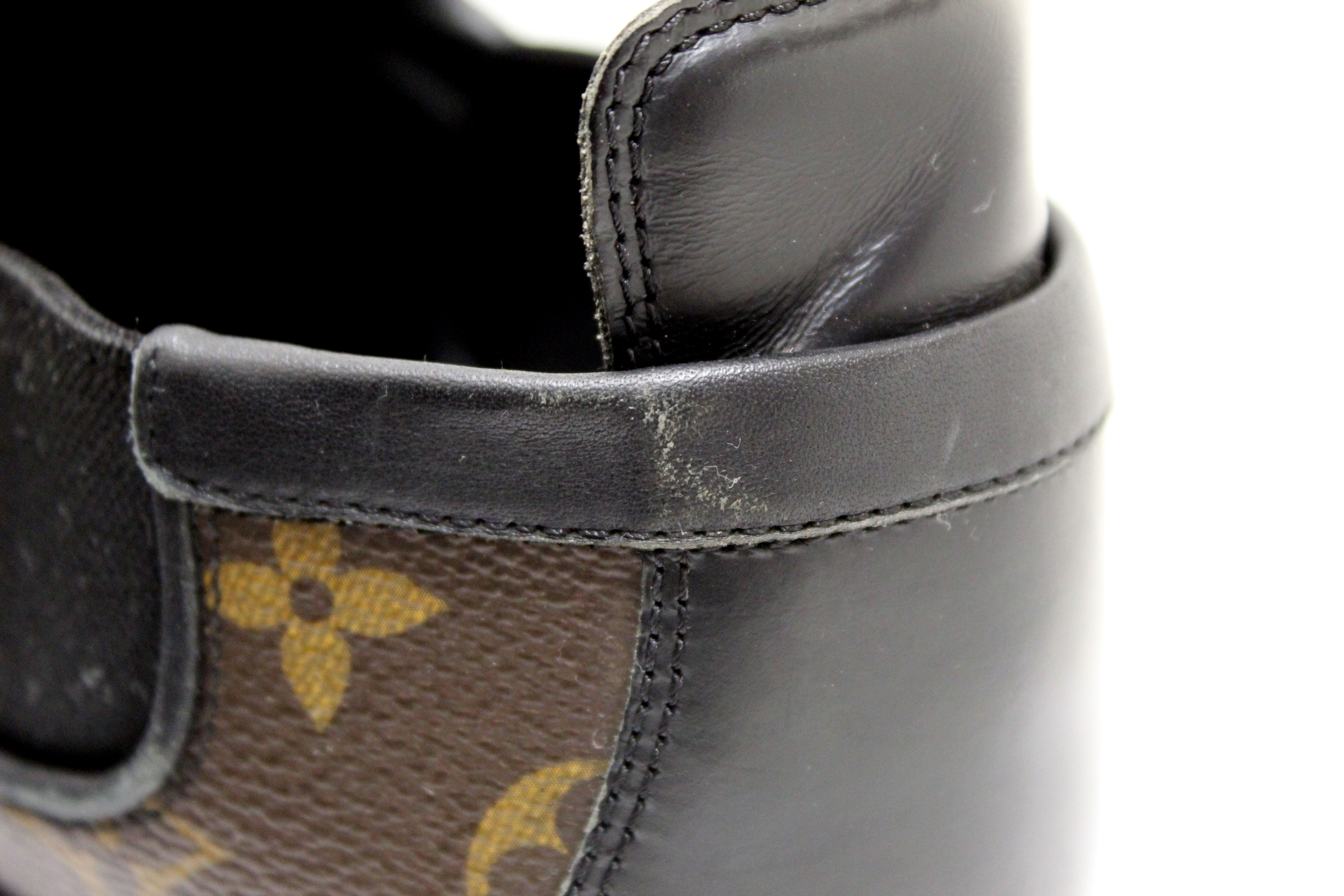 Authentic Louis Vuitton Men's Classic Monogram with Black Leather Slalom Low Top Sneaker Size 8.5