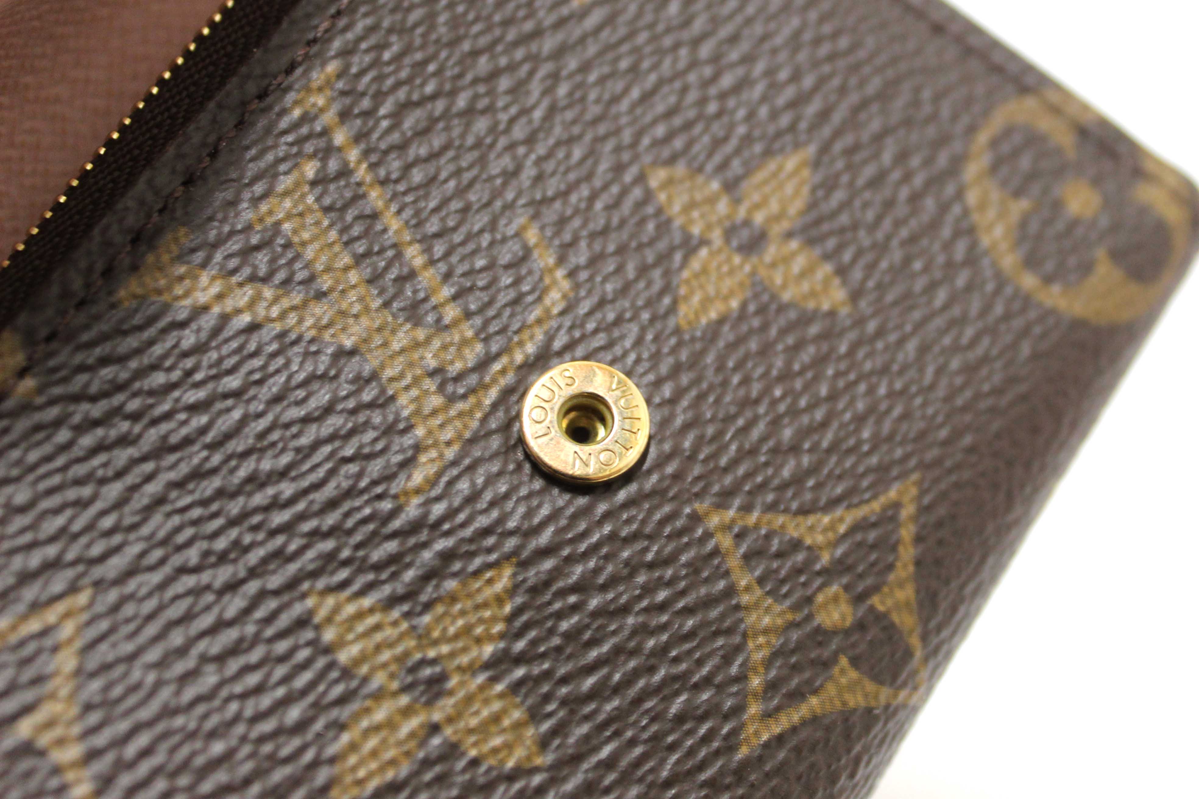 Authentic Louis Vuitton Pink Monogram Canvas Zoé Compact Card Wallet