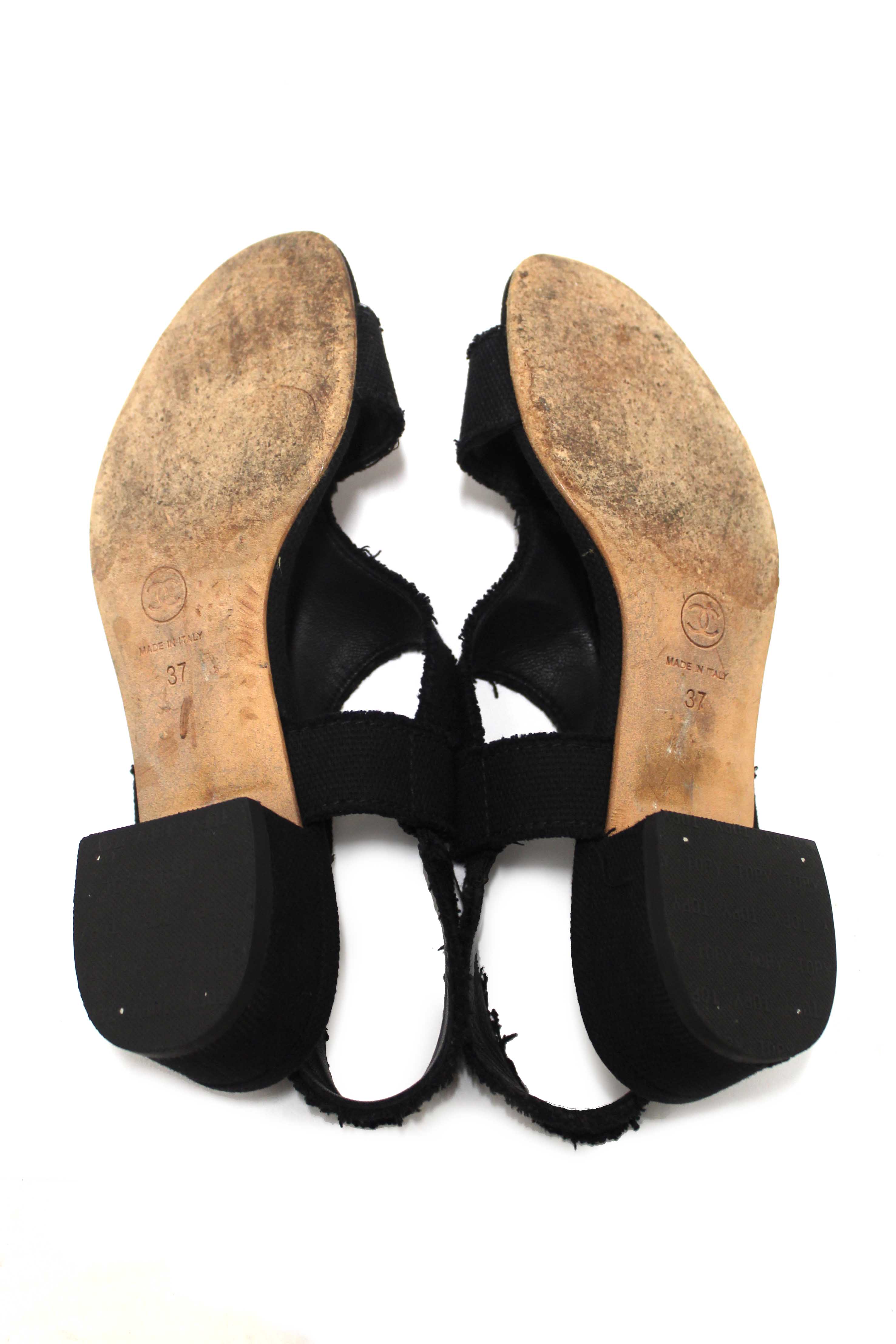 Authentic Chanel Black Interlocking CC Logo Canvas Slingback Sandals size 37