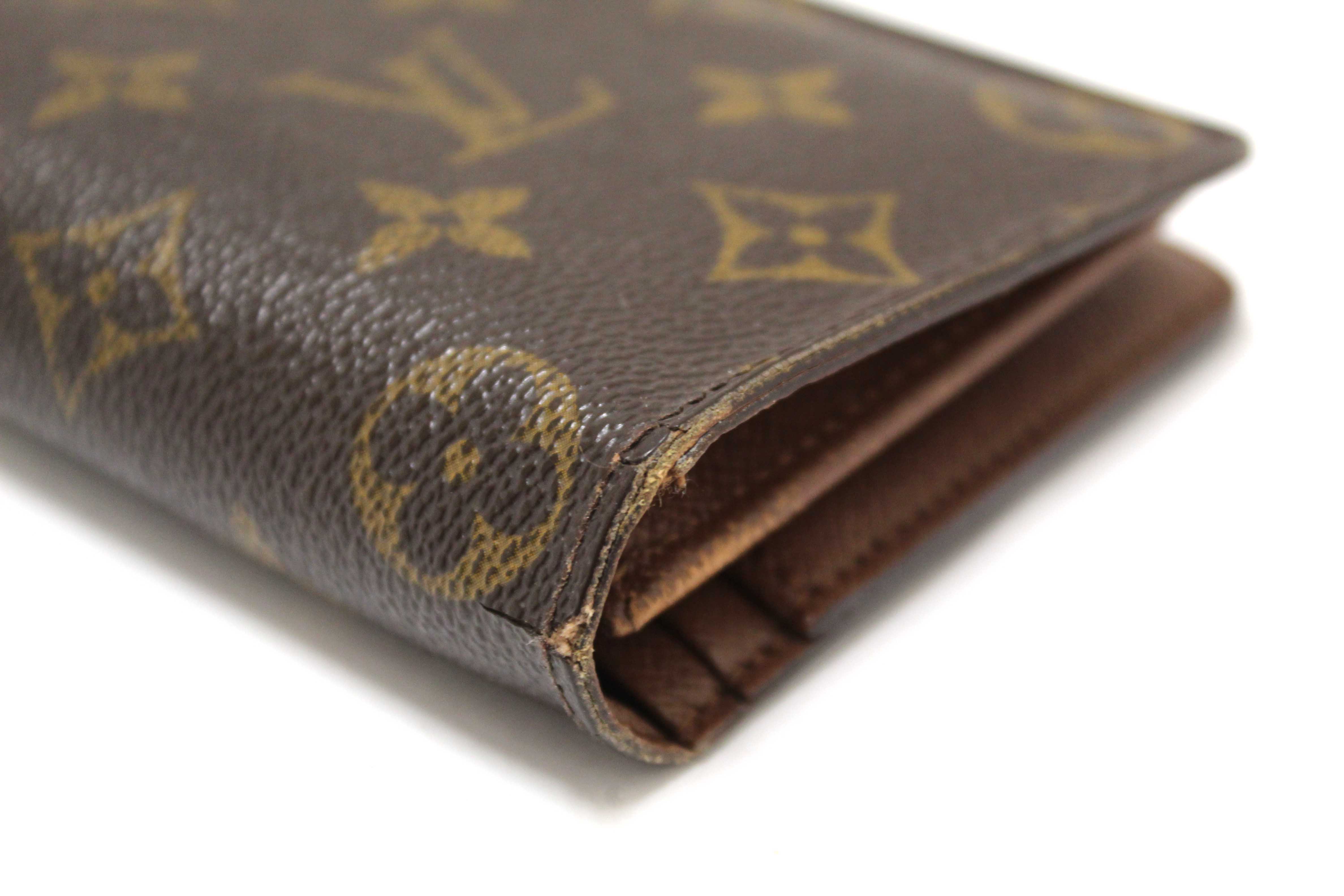 Authentic Louis Vuitton Classic Monogram Canvas Brazza Long Wallet
