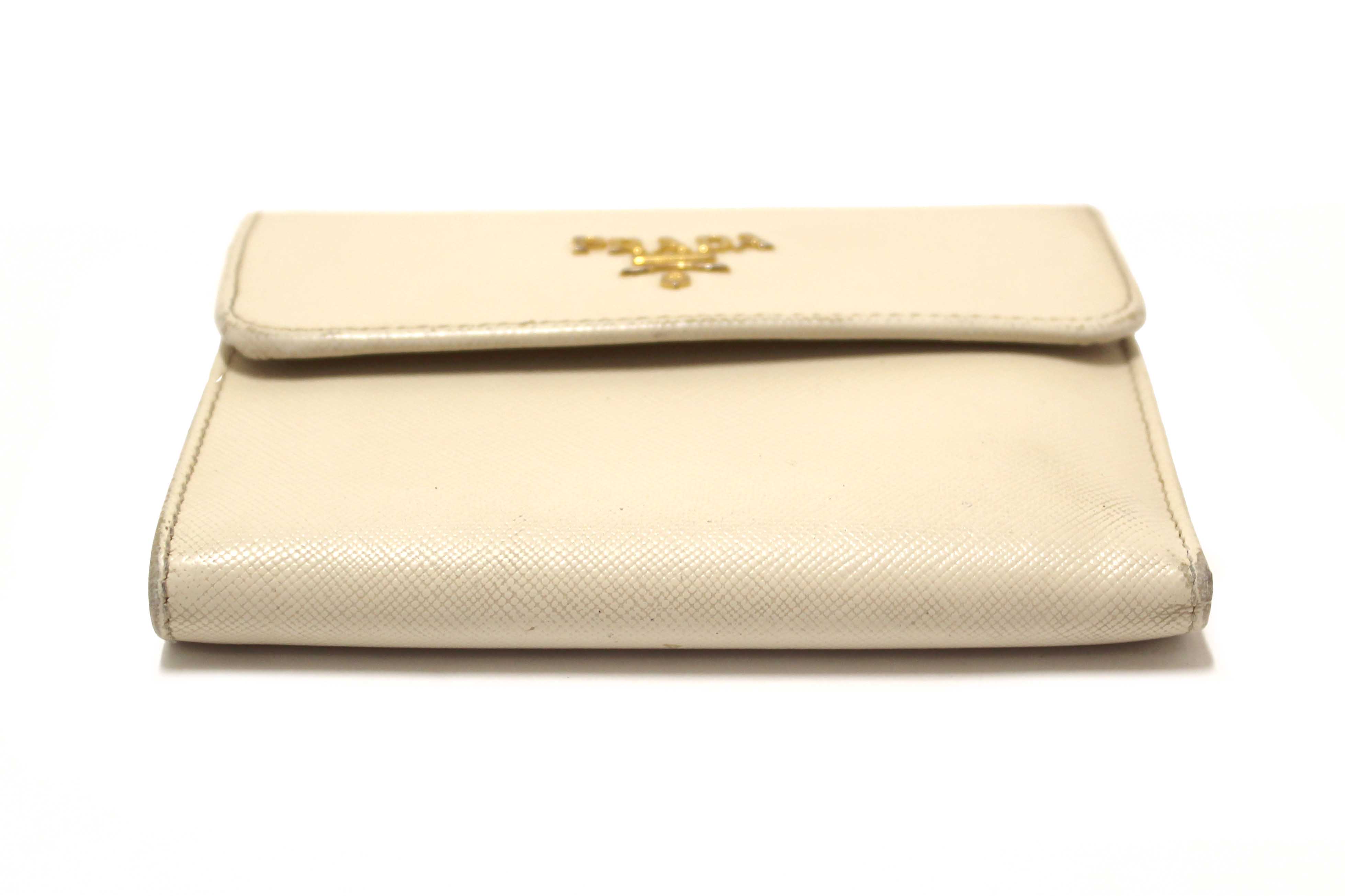 Authentic Prada White Saffiano Leather Bifold Medium Wallet