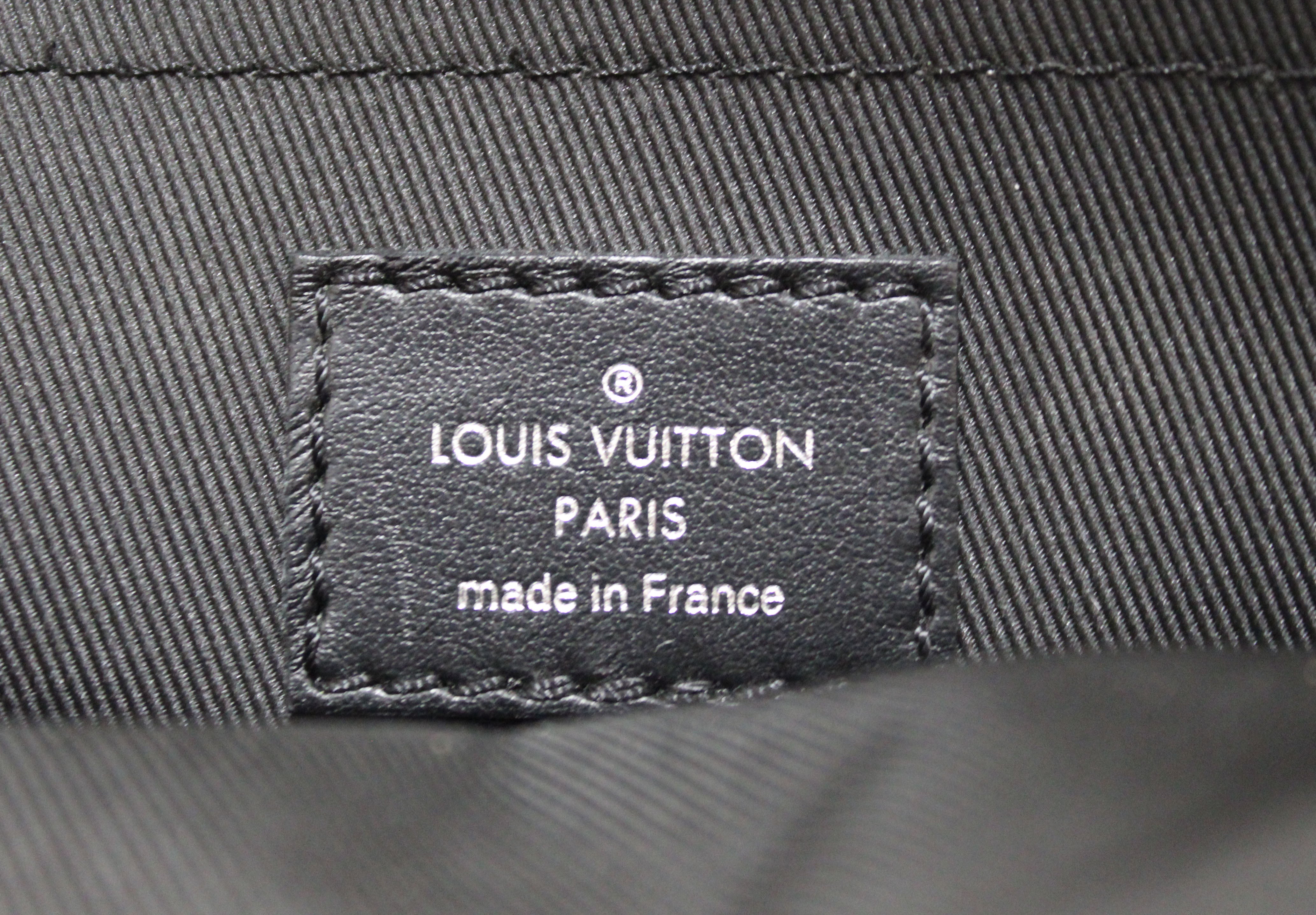 Authentic Louis Vuitton Damier Graphite 3D Amazone Sling Bag Black