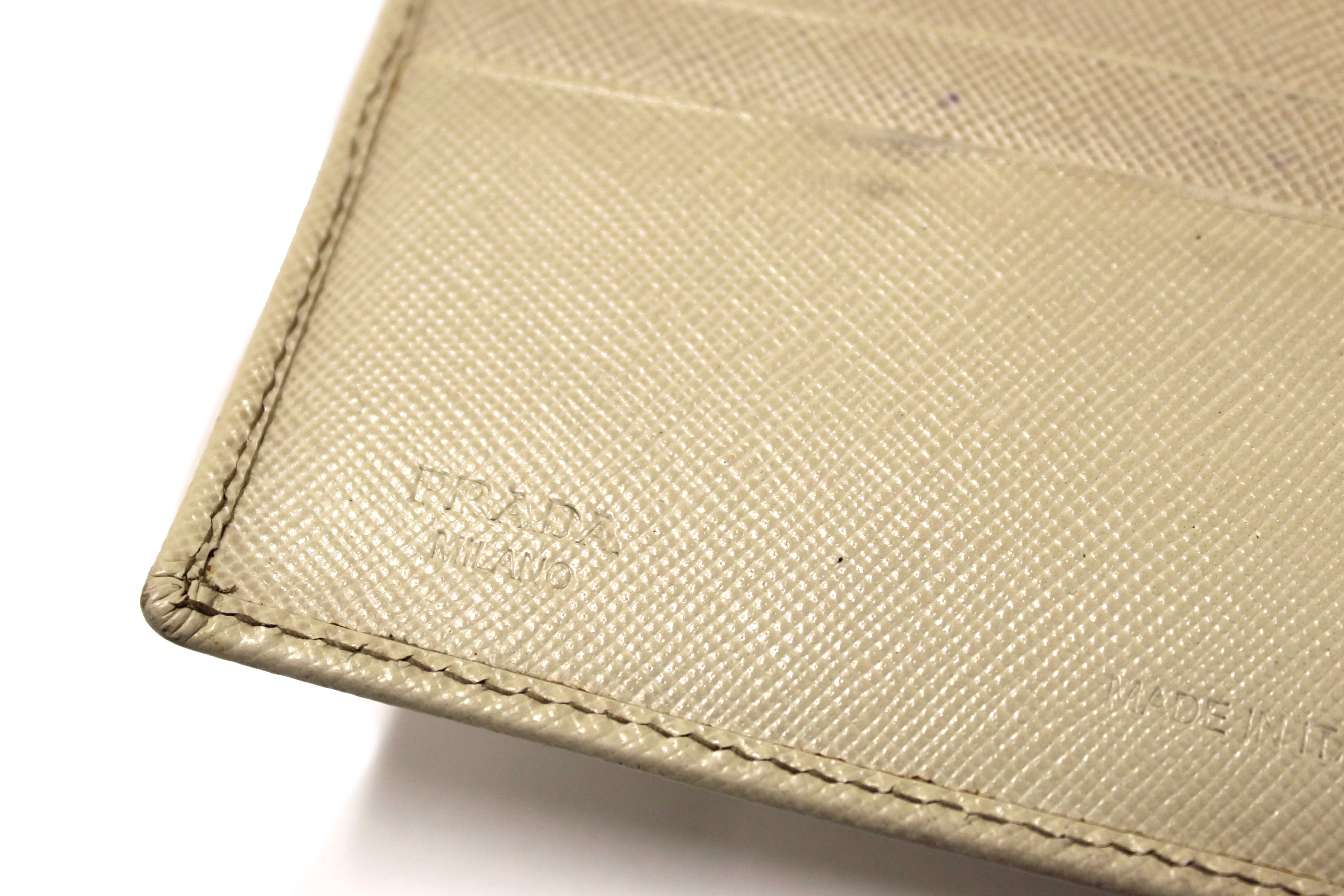 Authentic Prada White Saffiano Leather Bifold Medium Wallet
