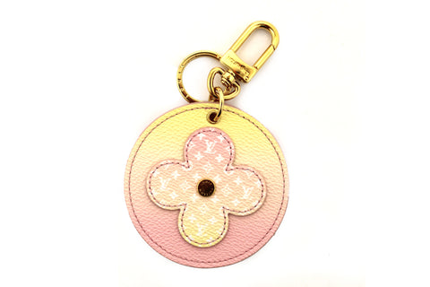 Authentic Louis Vuitton Light Pink Monogram By The Pool Illustre Bag Charm Key Holder