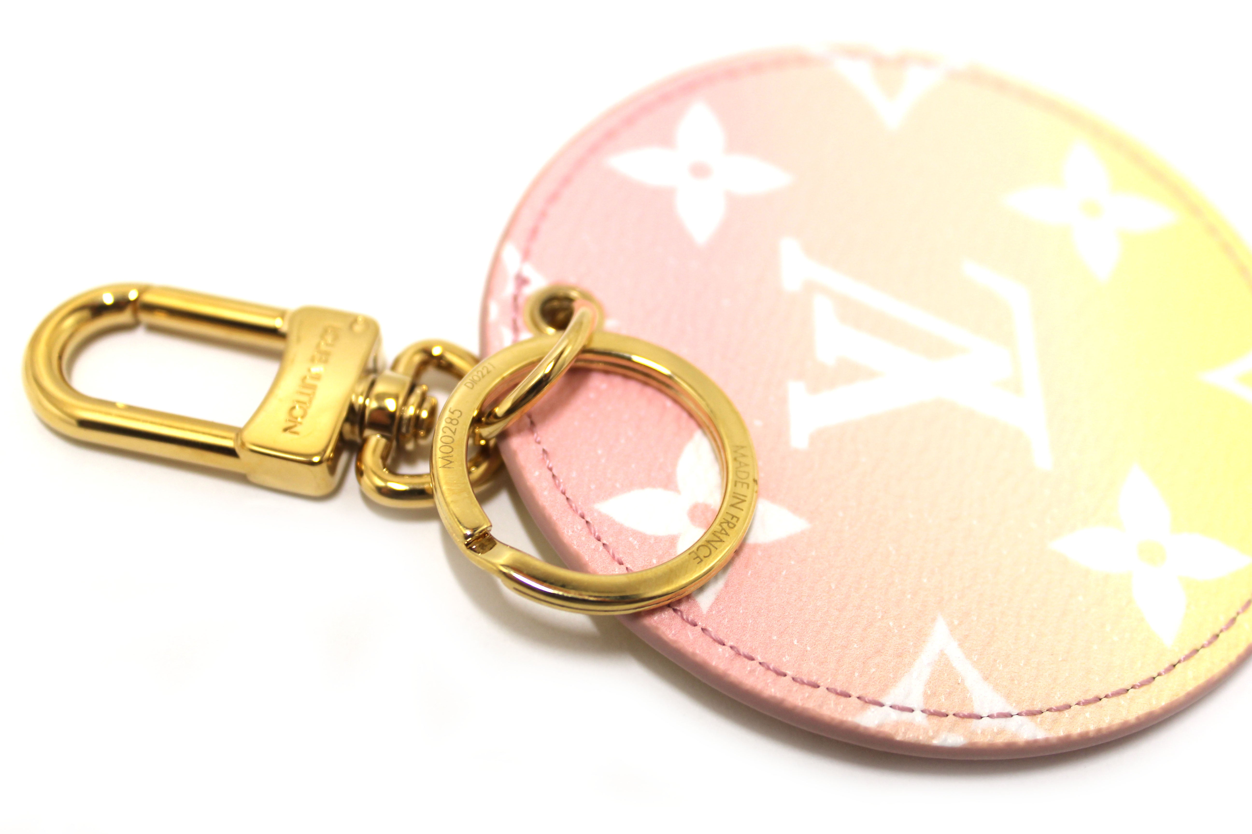 Authentic Louis Vuitton Light Pink Monogram By The Pool Illustre Bag Charm Key Holder