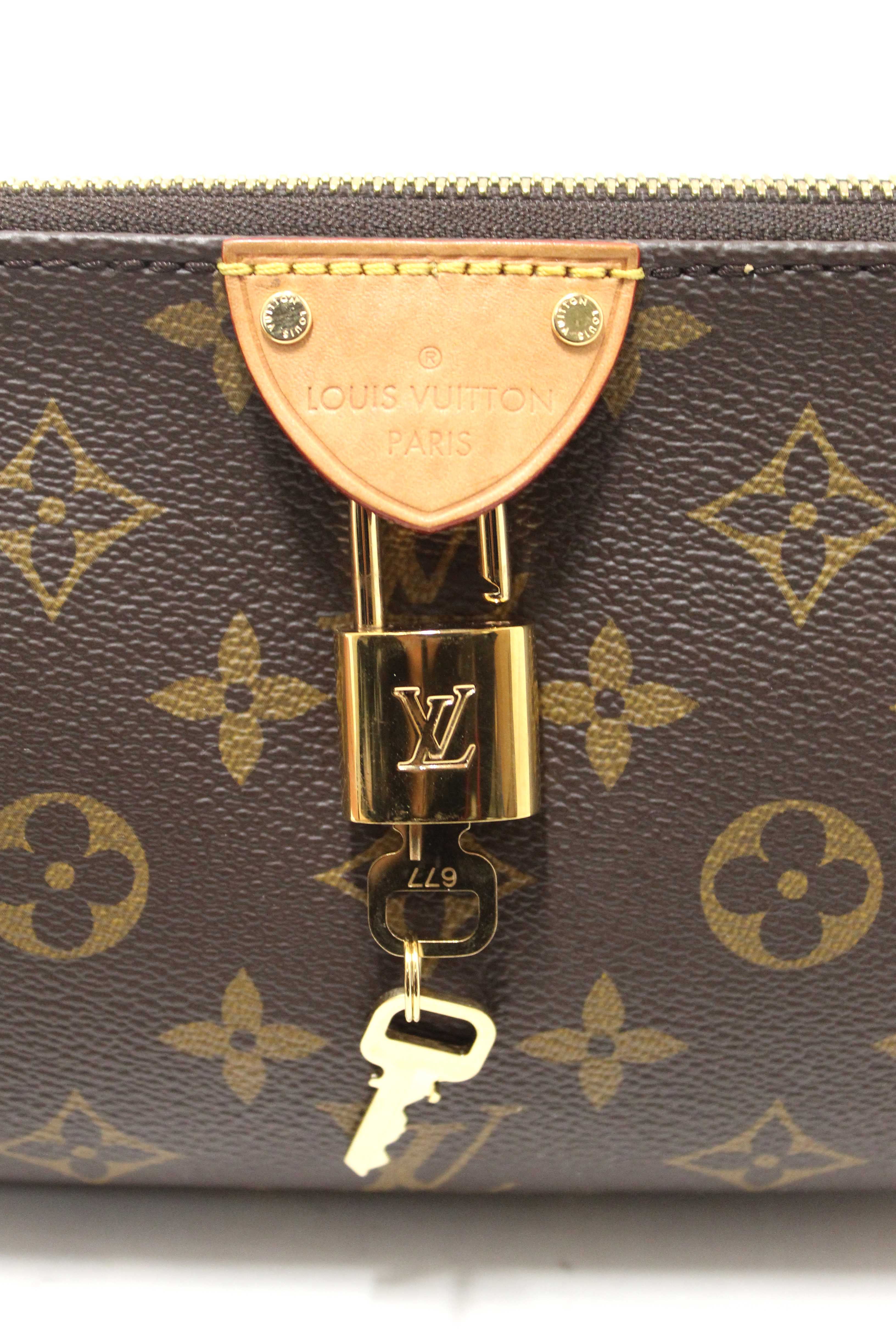 Authentic Louis Vuitton Classic Monogram Pochette Tirette Crossbody Bag