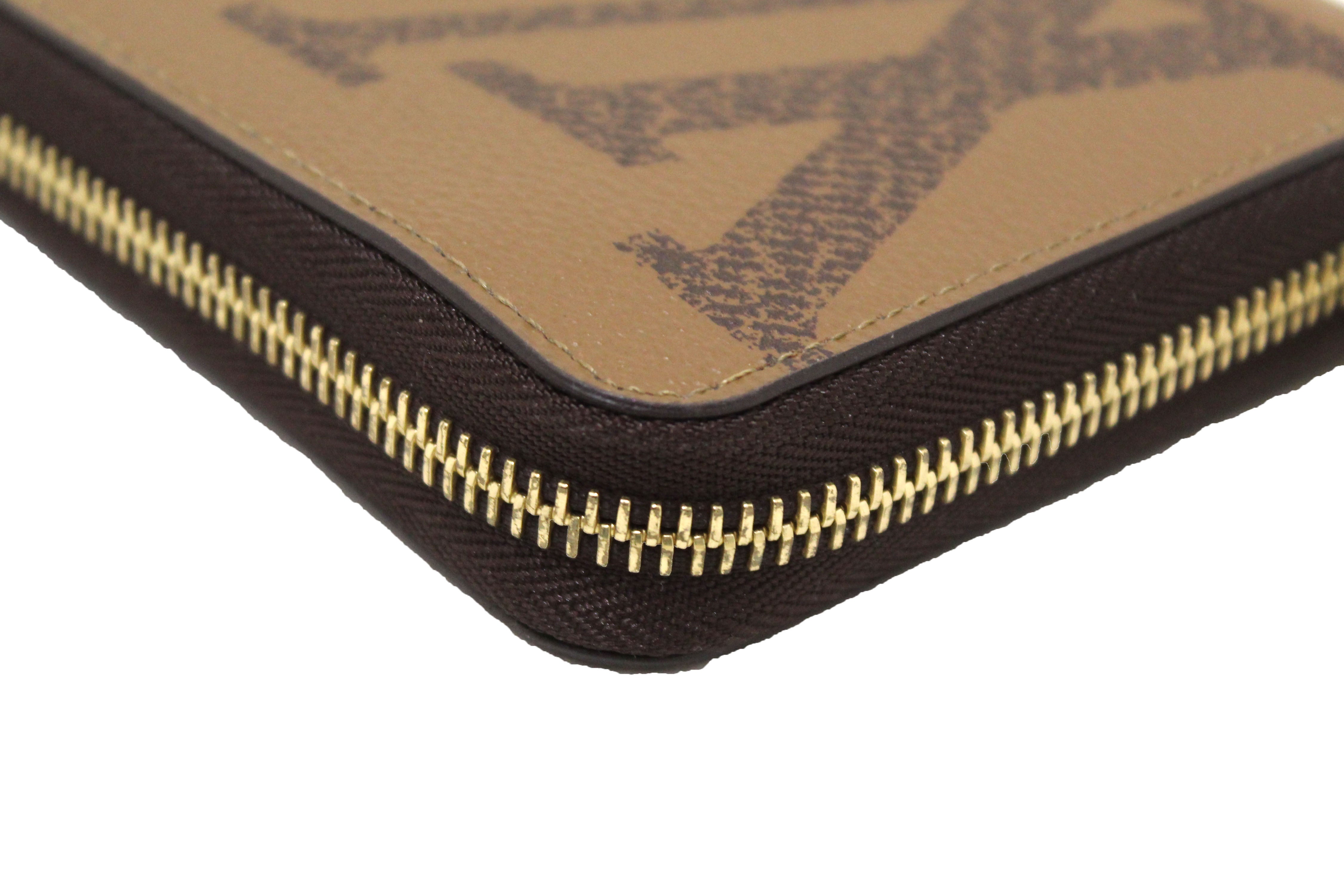 Louis Vuitton Monogram Giant Reverse Zippy Long Wallet