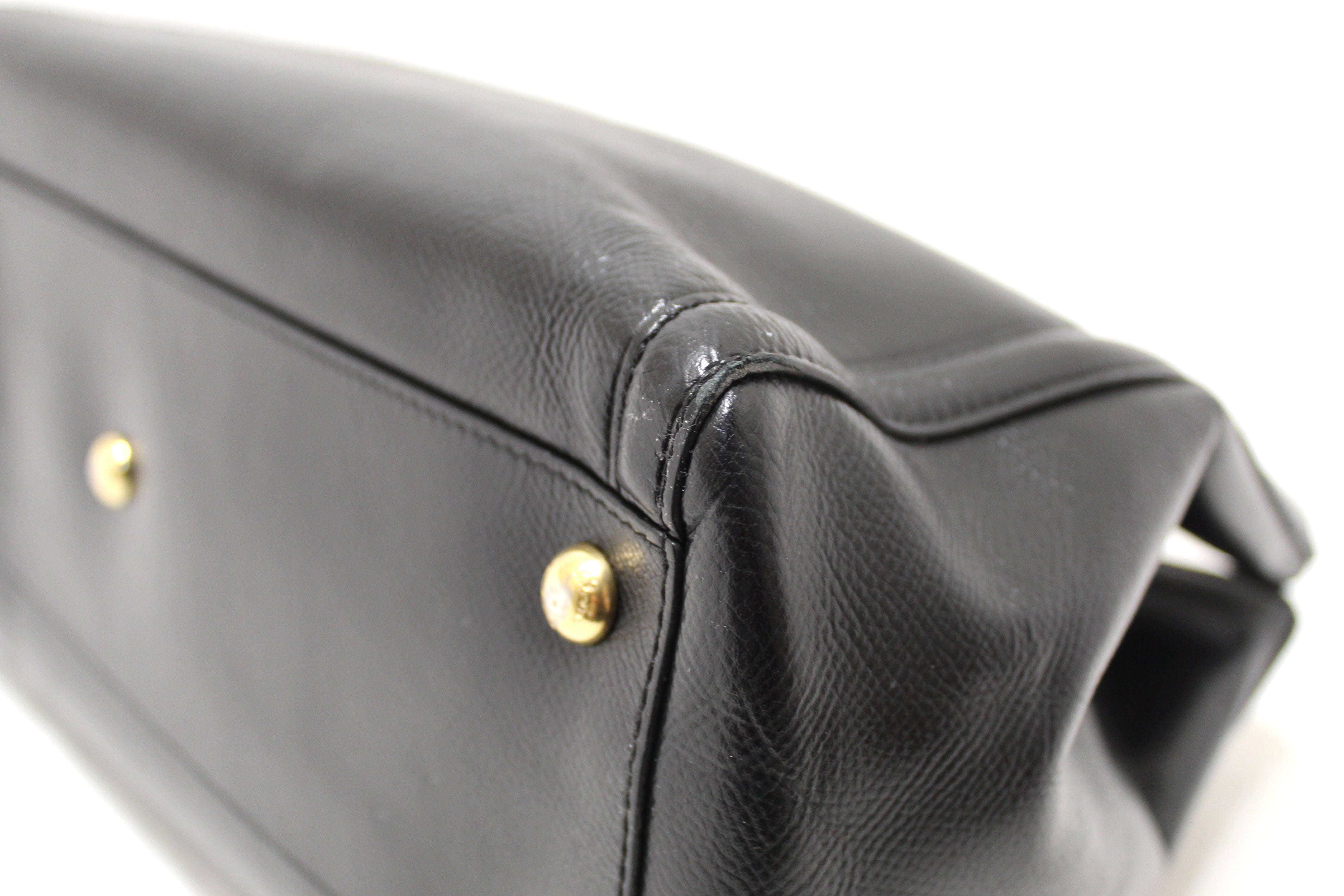 Authentic Salvatore Ferragamo Black Leather Vara Bow Chain Tote Shoulder Bag