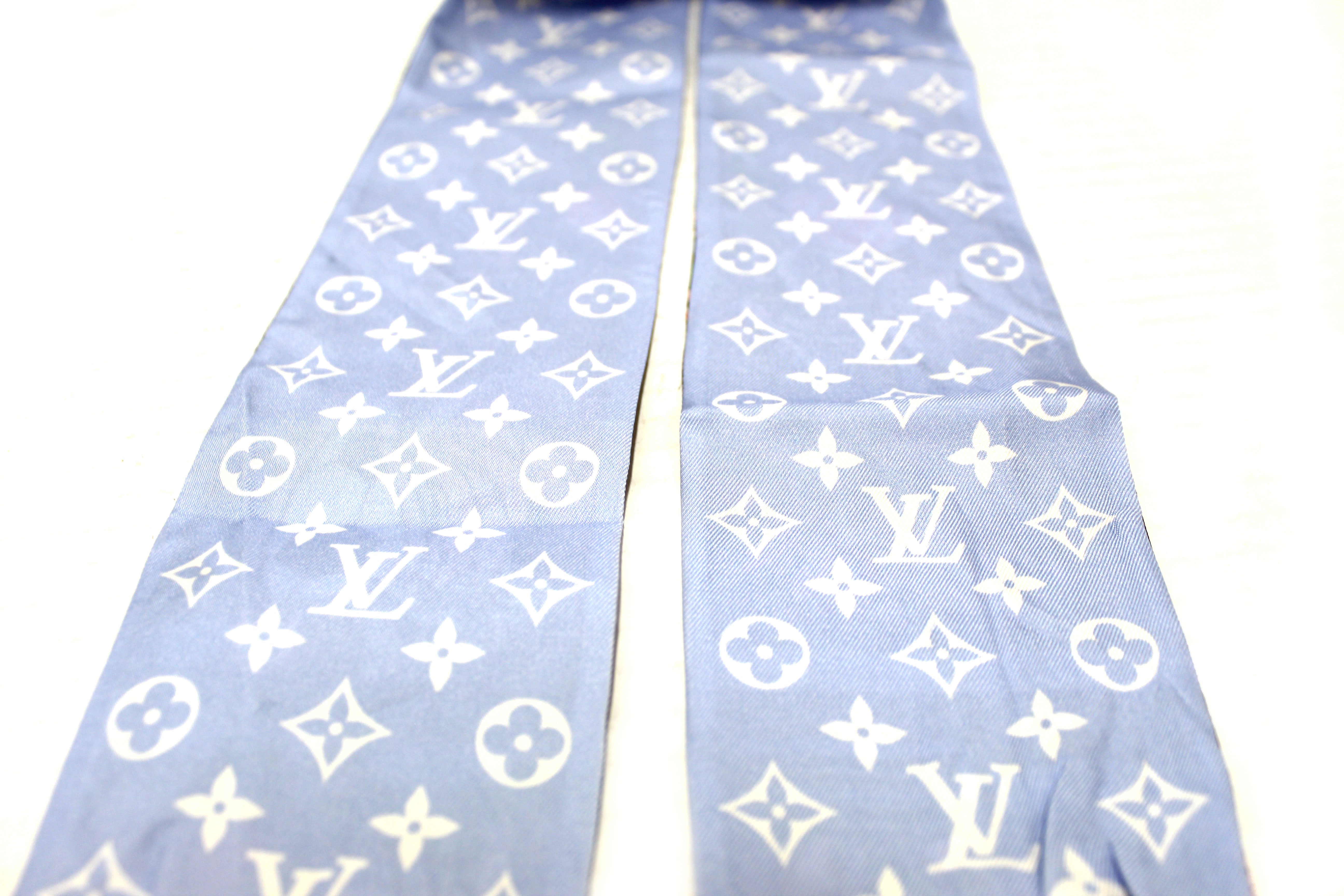 Authentic Louis Vuitton Silk LV Wonderland Bandeau – Paris Station Shop