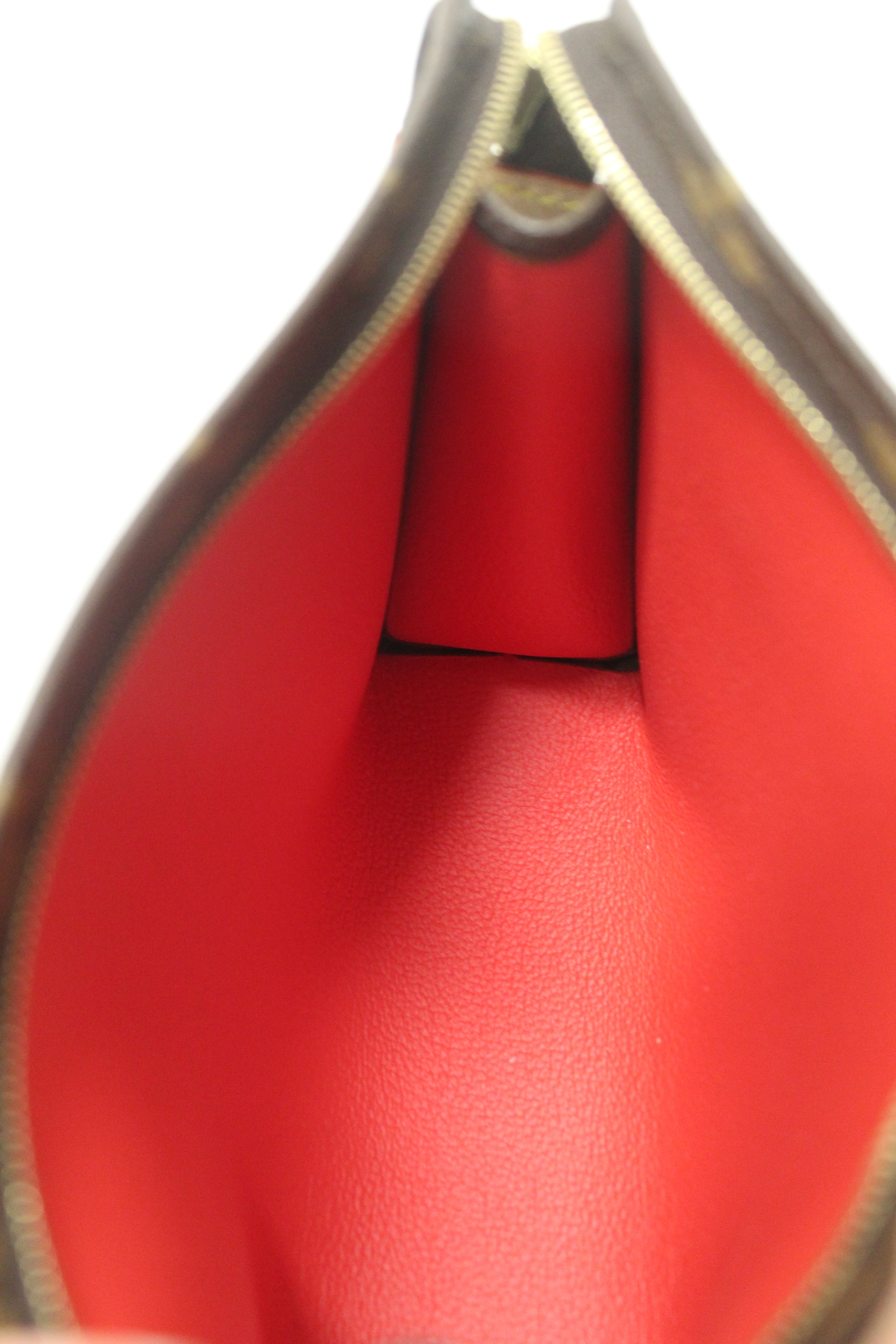 Authentic Louis Vuitton Classic Monogram Toiletry Pouch 19 Cosmetic Bag (Copy)