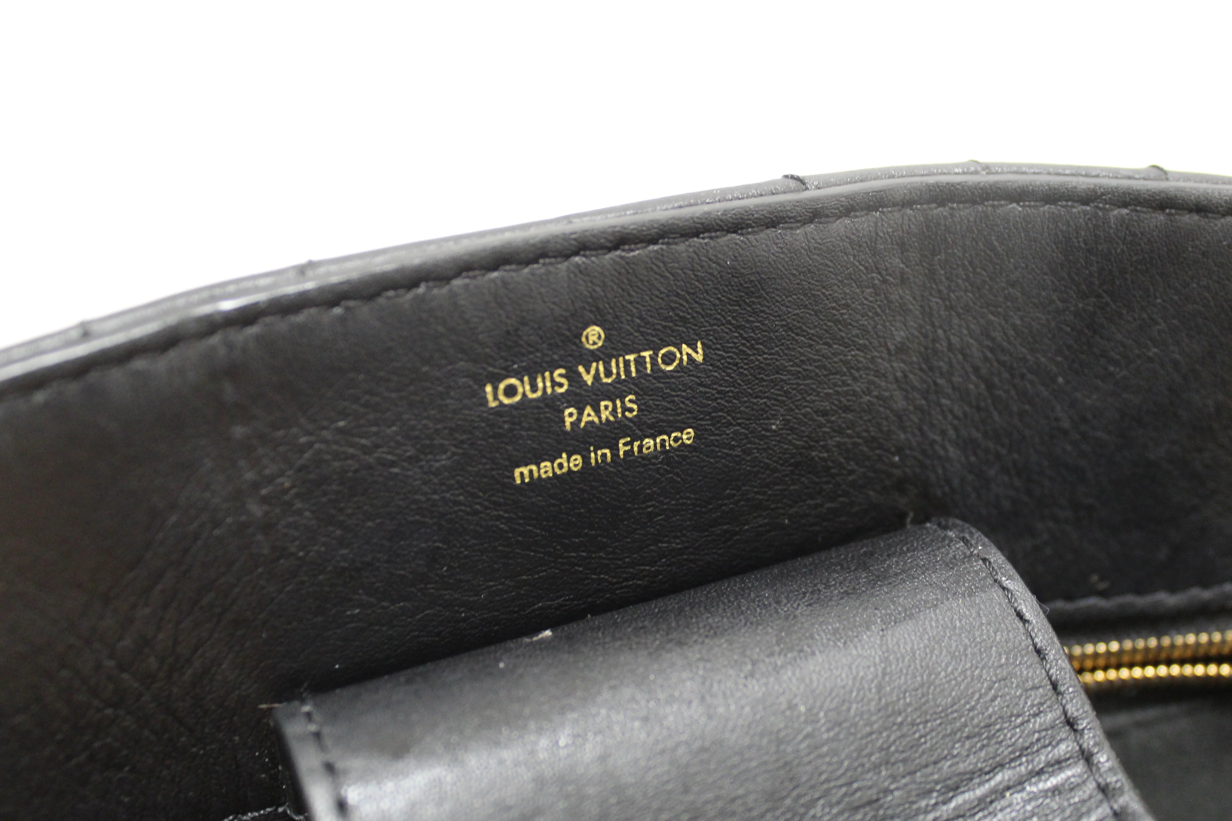 Authentic Louis Vuitton Black Leather New Wave Chain Tote Shoulder Bag