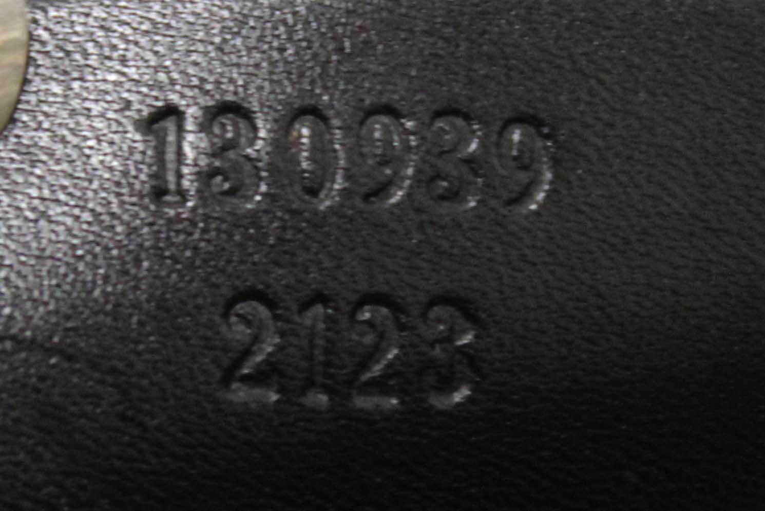 Authentic Gucci Black Guccissima Leather D Ring Abbey Pochette Bag 130939