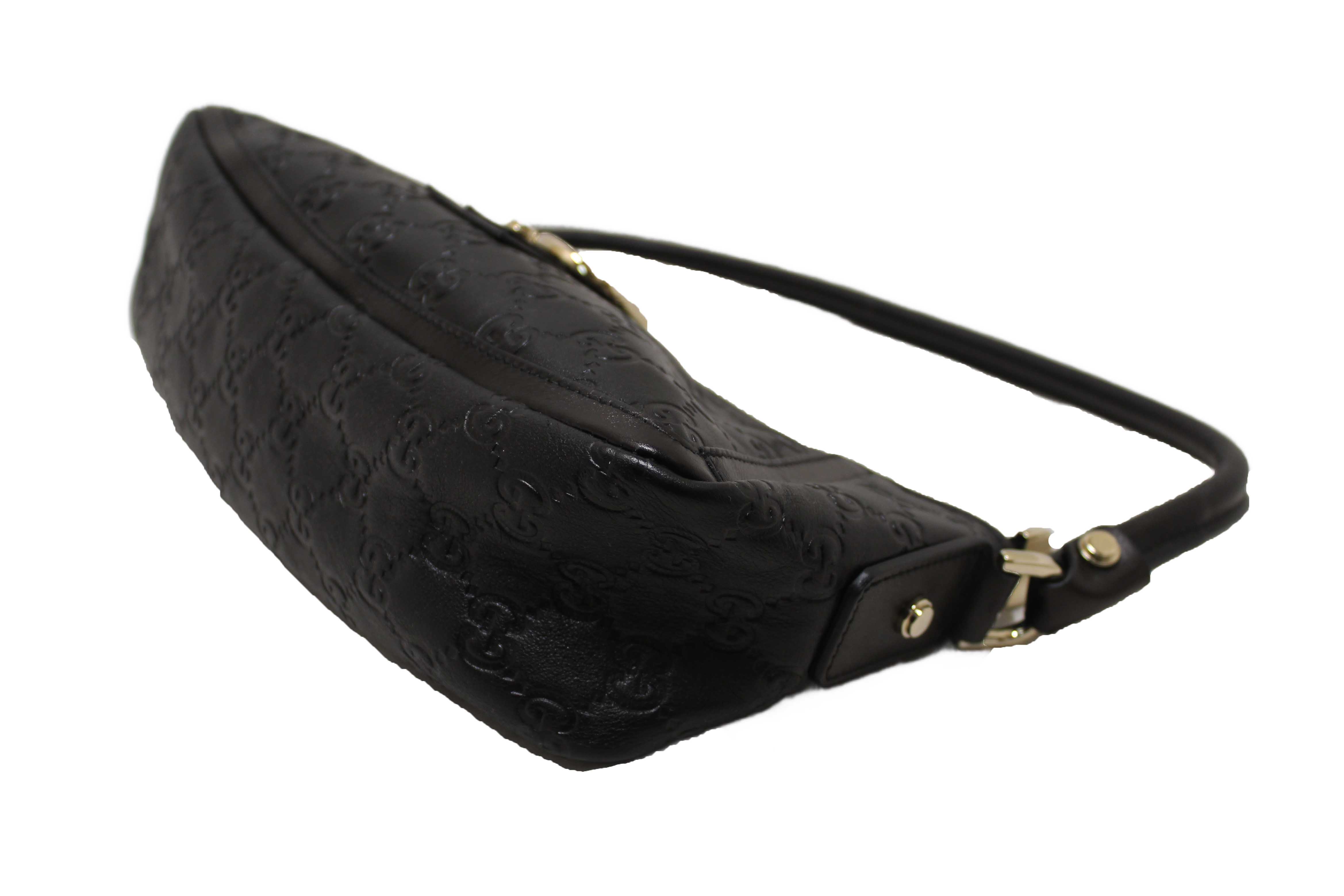 Authentic Gucci Black Guccissima Leather D Ring Abbey Pochette Bag 130939