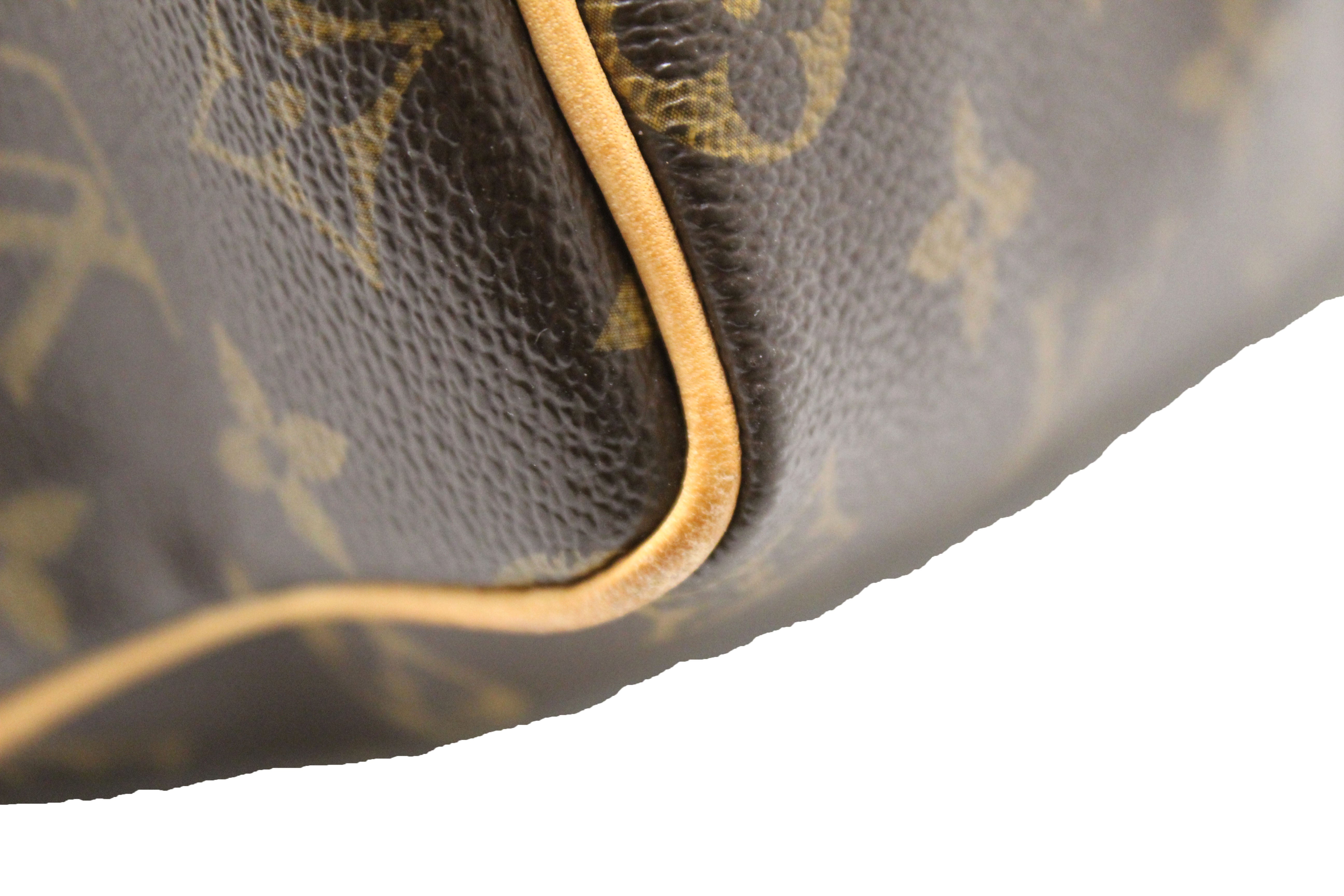 The Star Of The Auction! Authentic LOUIS VUITTON SPEEDY 25 Monogram #1935