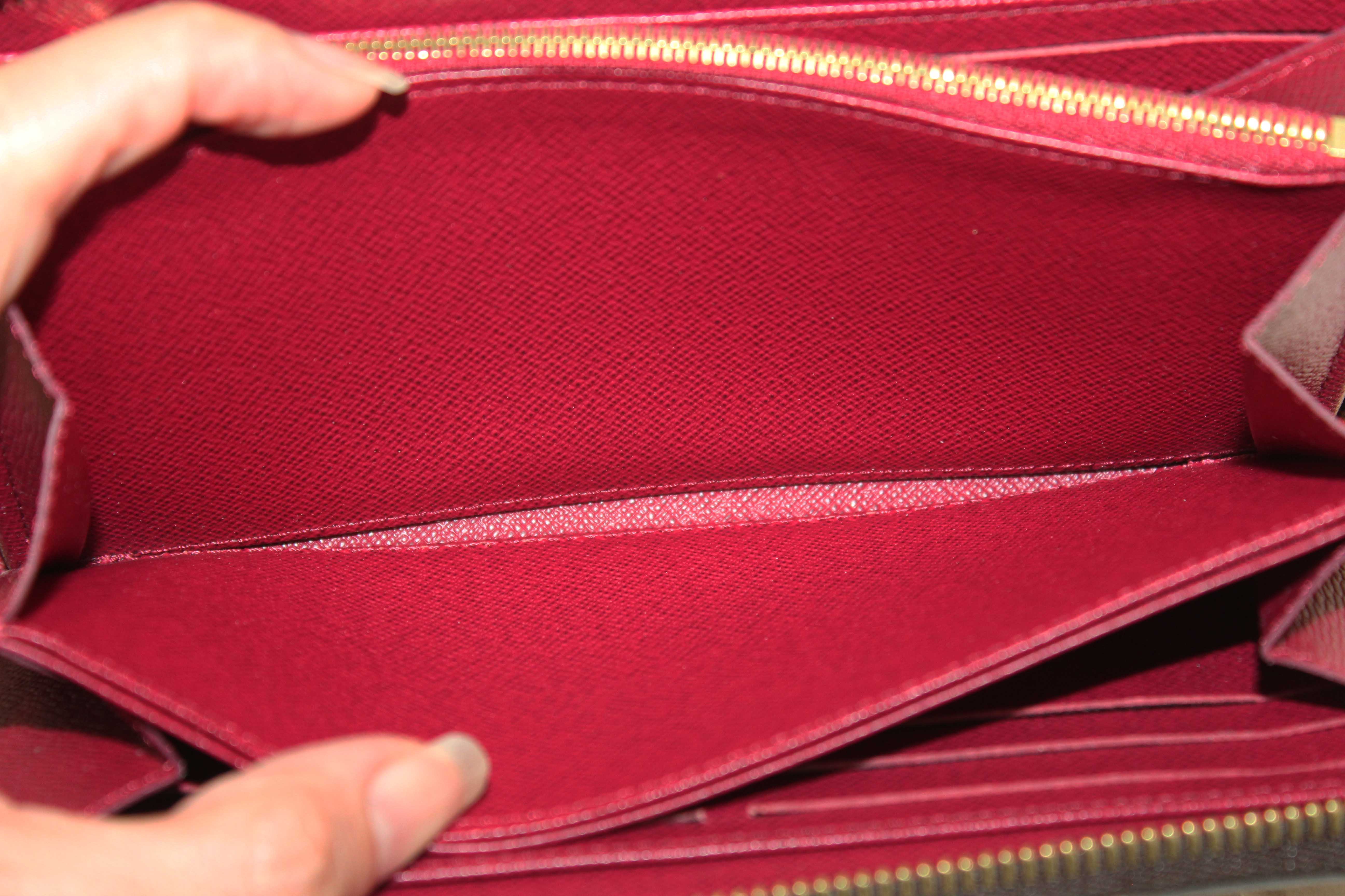 Authentic Louis Vuitton Classic Monogram Canvas Zippy Wallet