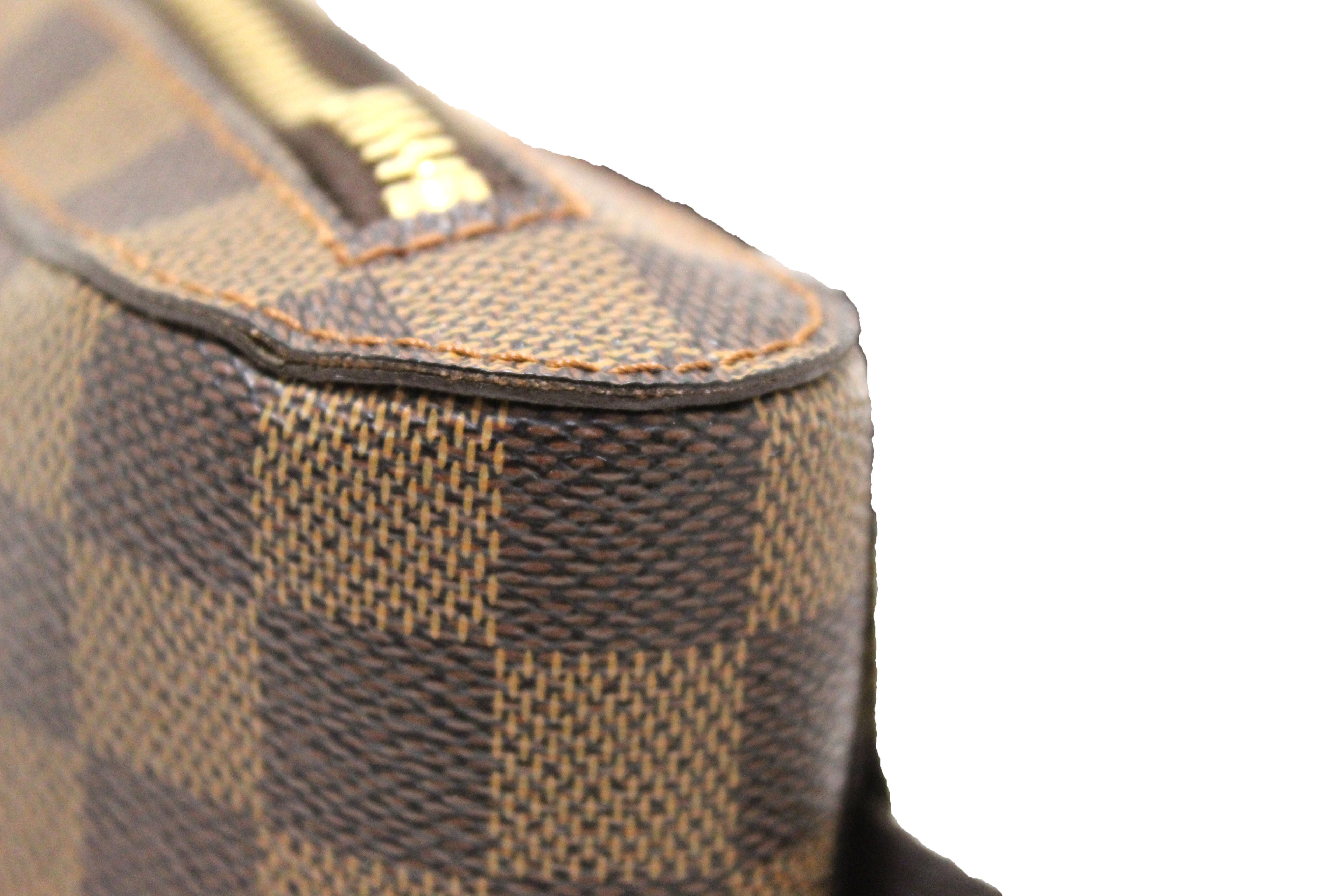 Authentic Louis Vuitton Geronimo Belt bag Damiere Ebene – JOY'S CLASSY  COLLECTION