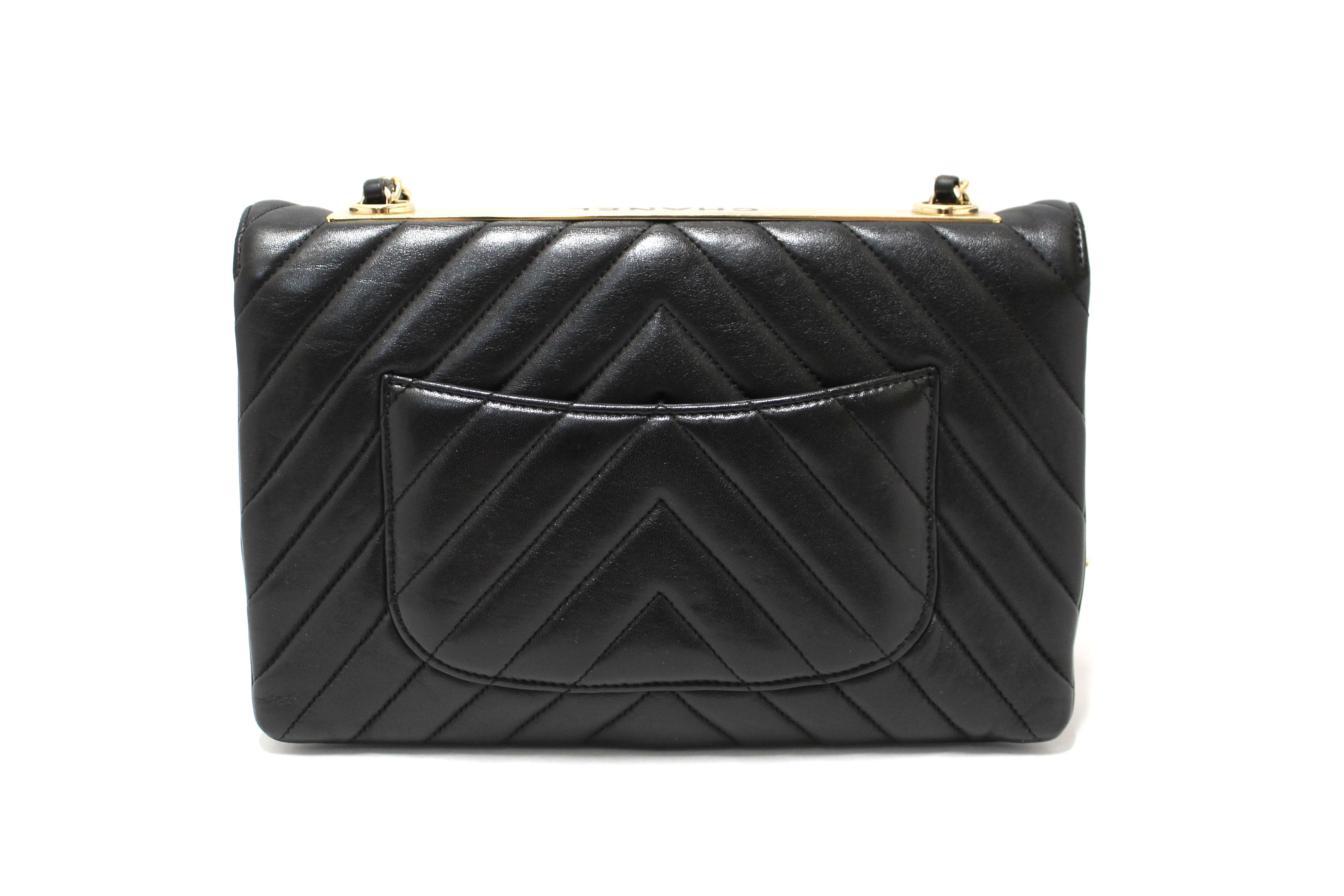 Authentic Chanel Black Chevron Lambskin Leather Medium Trendy CC Flap Shoulder Bag