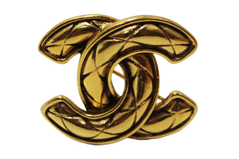 Authentic Chanel Vintage Gold Plated Diamond-Pattern CC Brooch