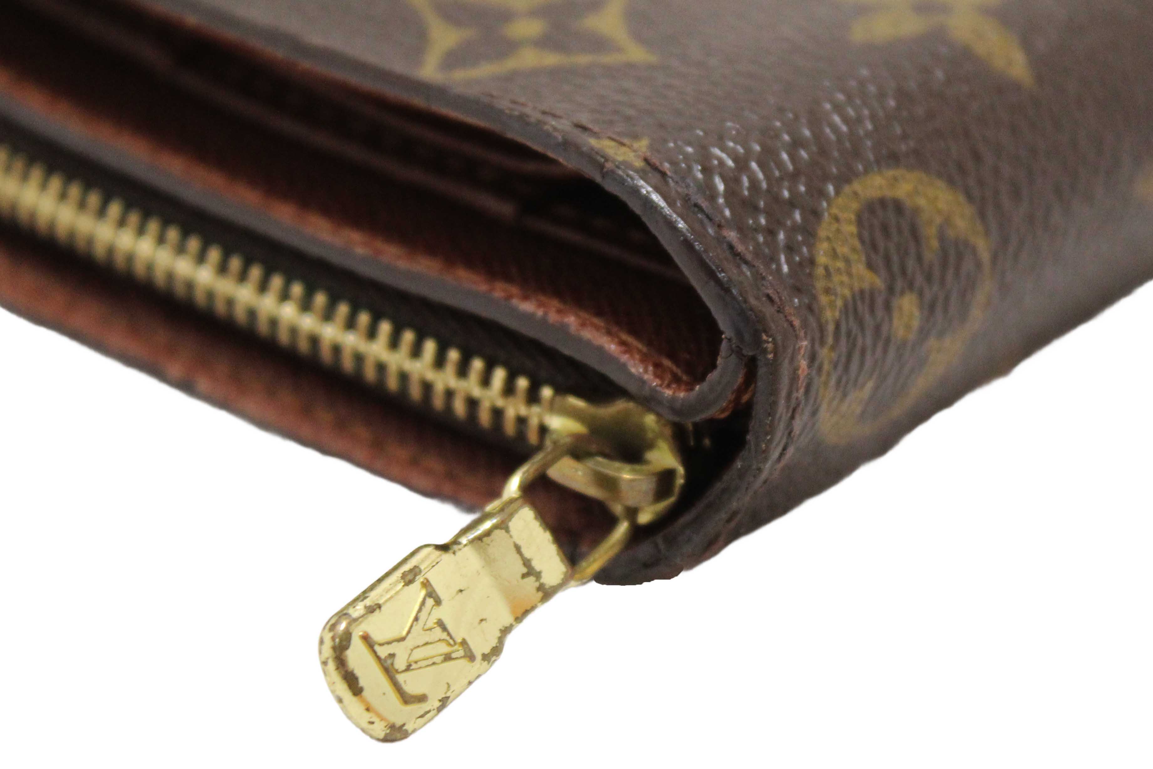 Authentic Louis Vuitton Classic Monogram Canvas Medium Compact Wallet