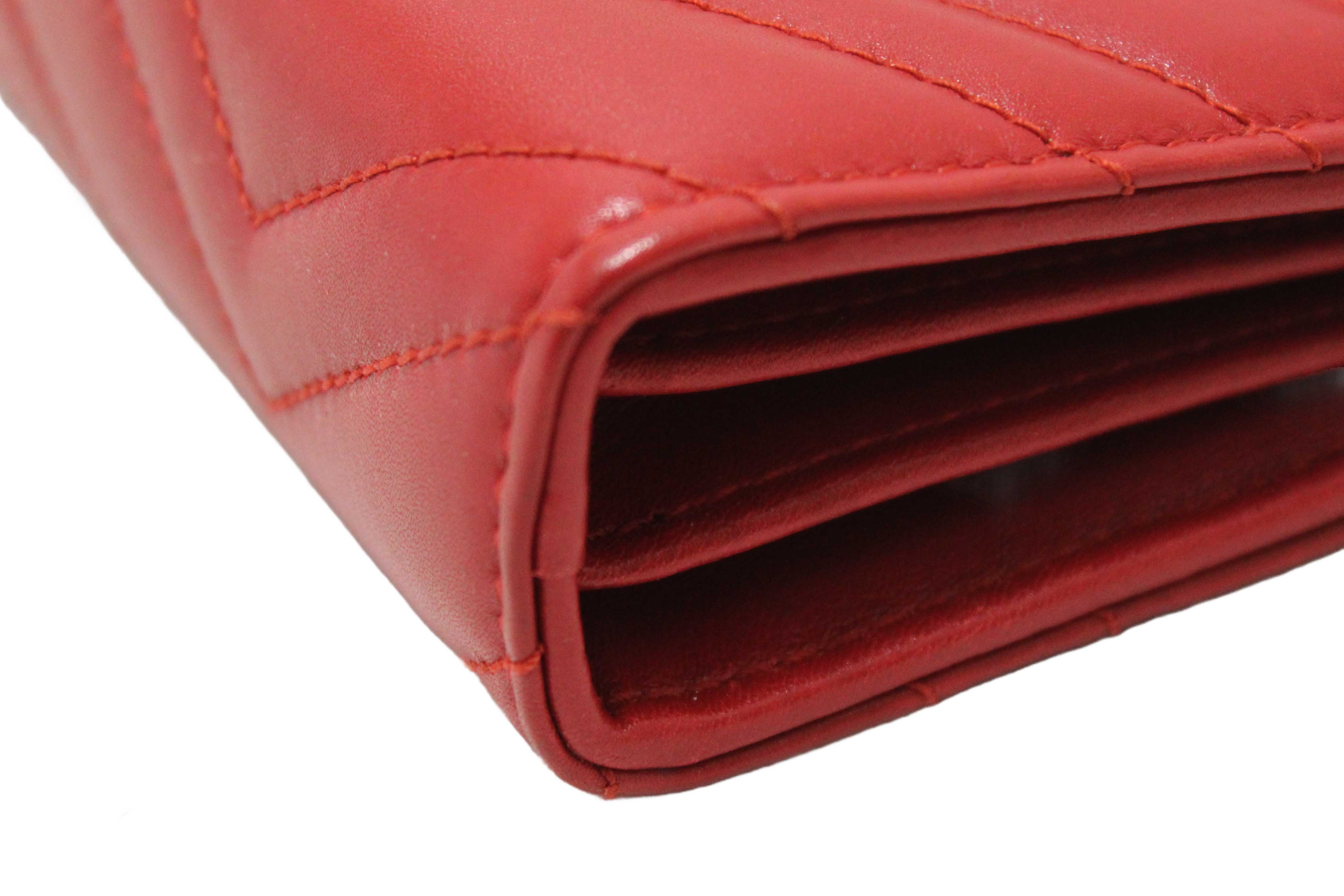 Authentic Gucci Red Marmont Matelassé Chevron Leather Mini Bag