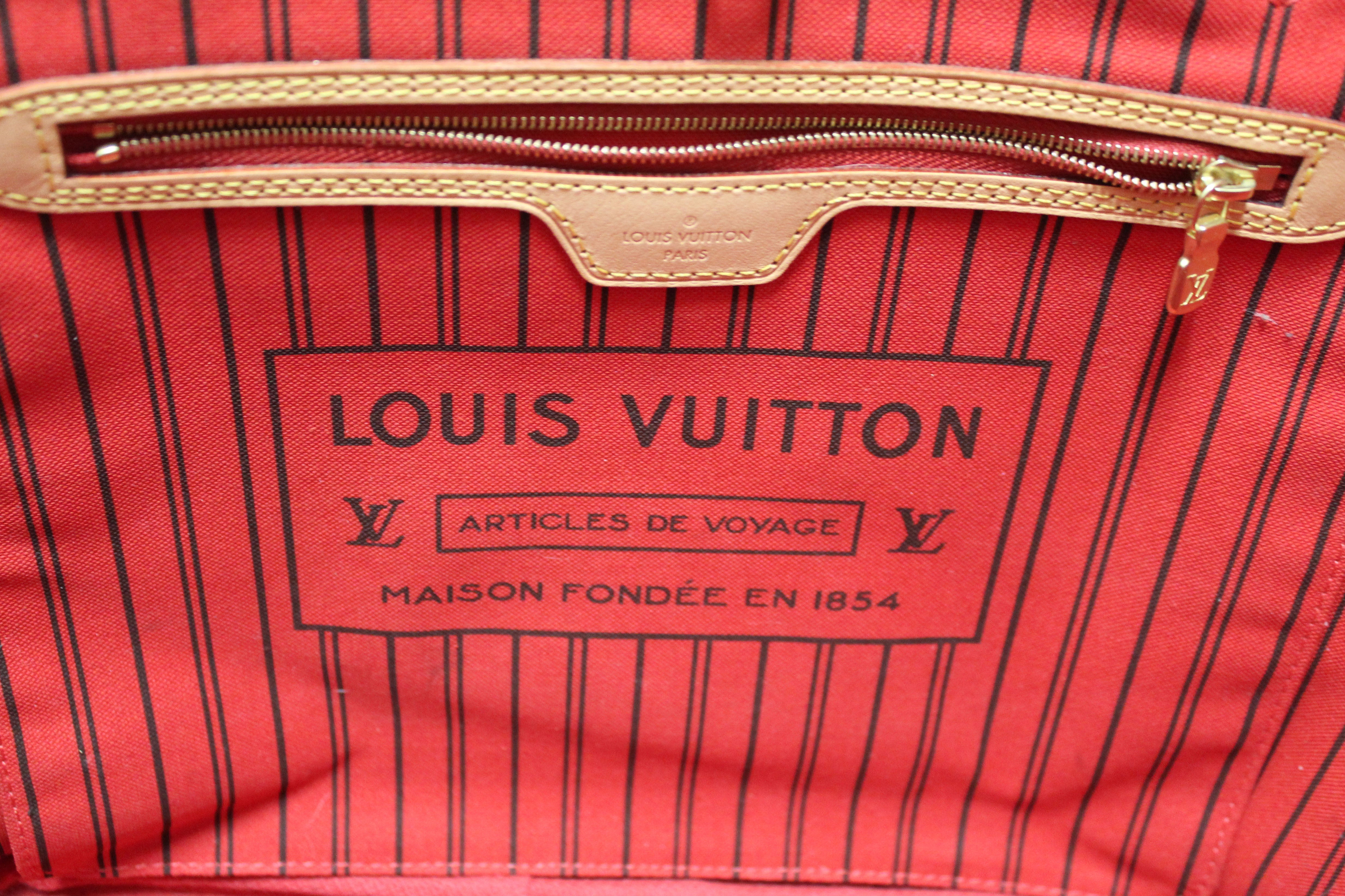 Authentic Louis Vuitton Classic Monogram Neverfull MM Tote Shoulder Bag