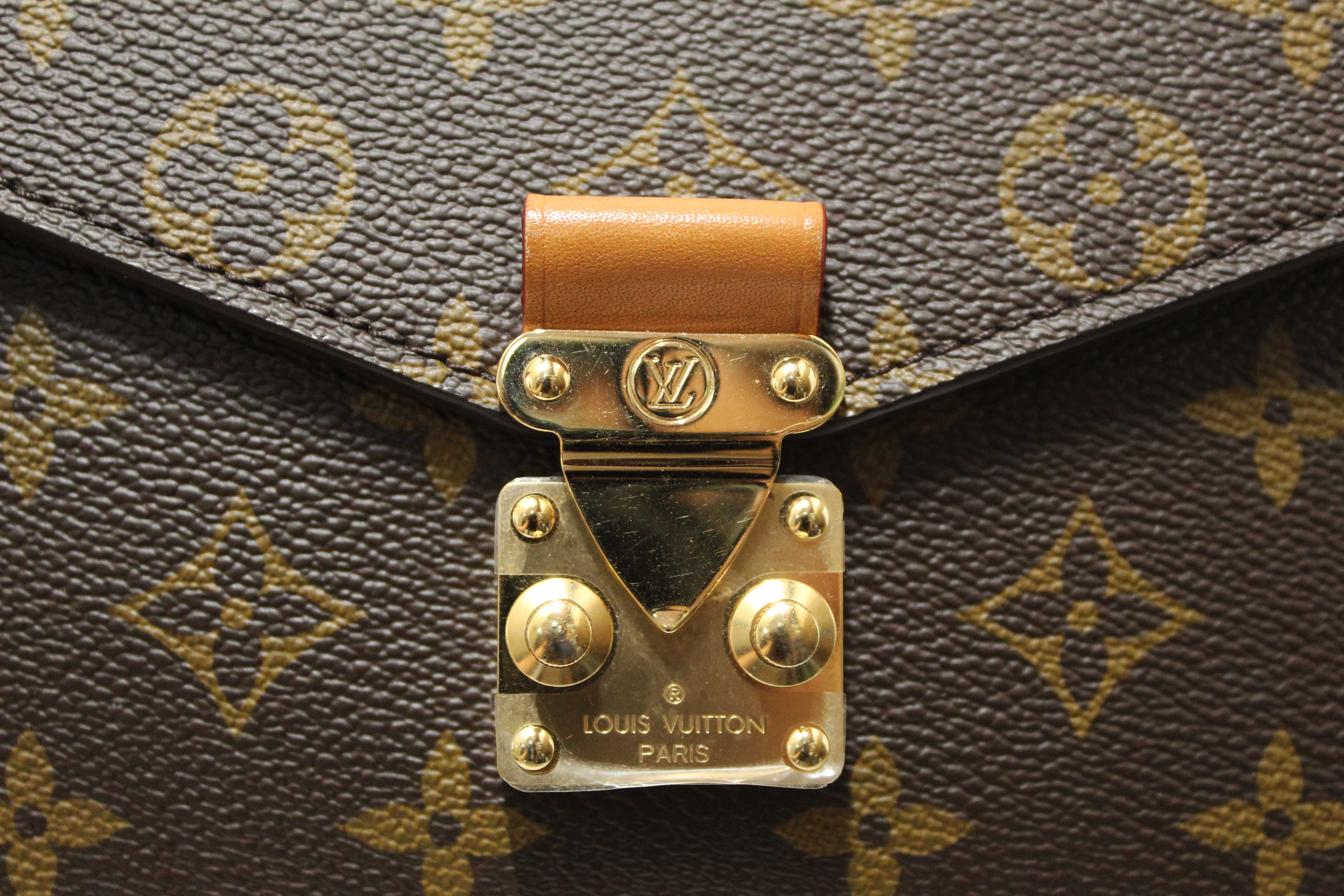 Authentic Louis Vuitton Monogram Pochette Metis Messenger Crossbody Bag