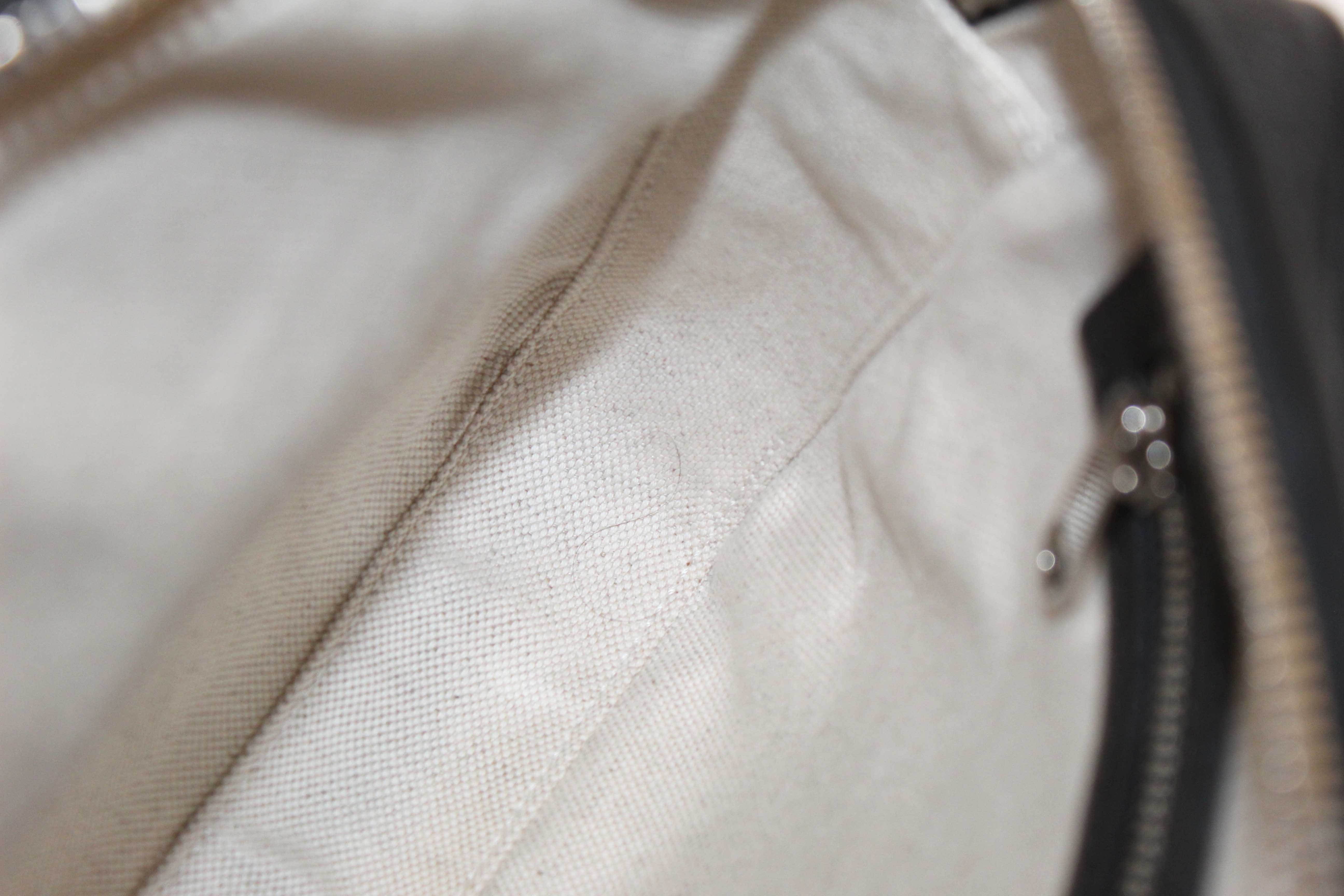 Authentic Gucci Black GG Jumbo Leather Small Crossbody Bag 794088