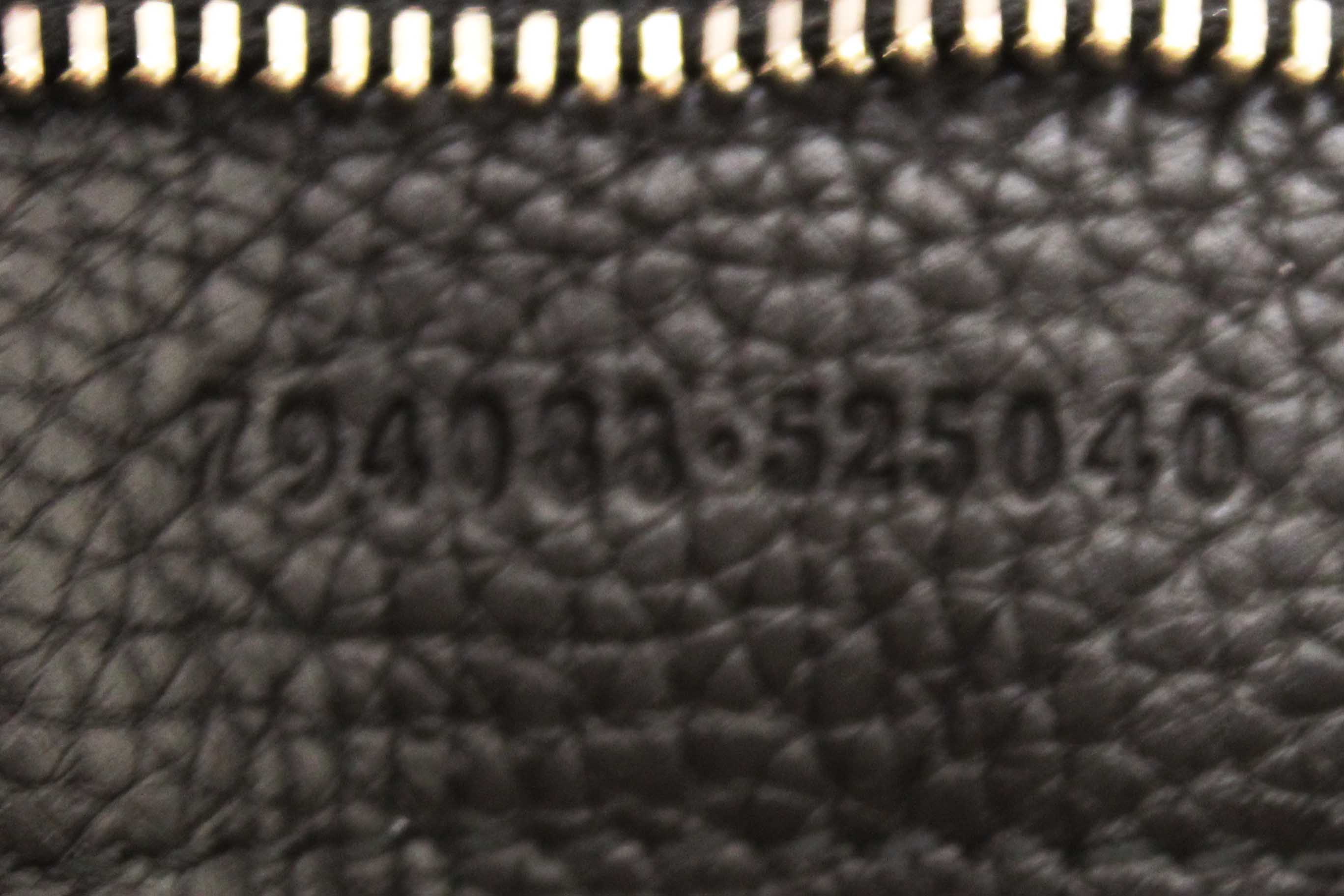 Authentic Gucci Black GG Jumbo Leather Small Crossbody Bag 794088