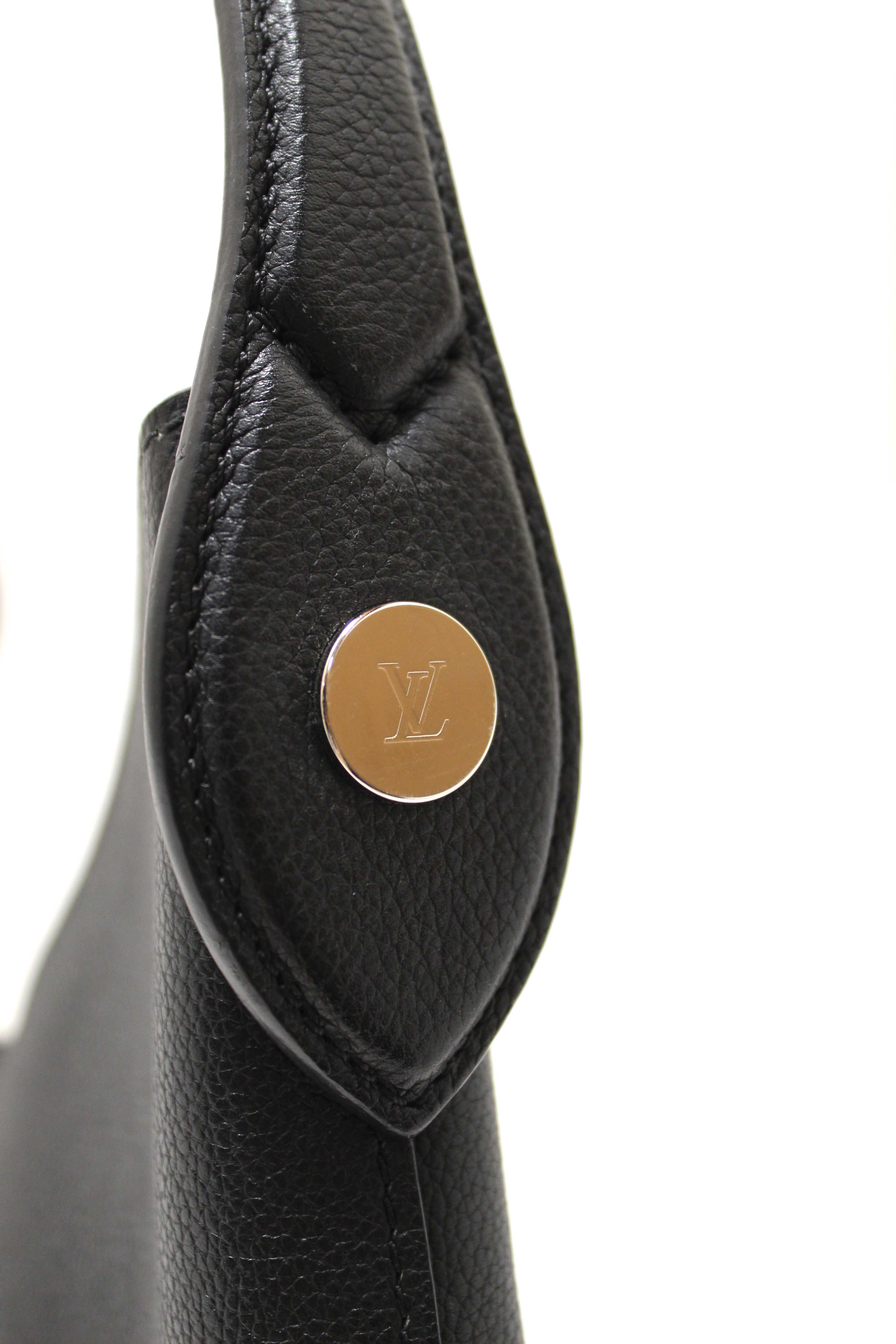 Authentic Louis Vuitton Black Grained Calf Leather Lockme Hobo Bag