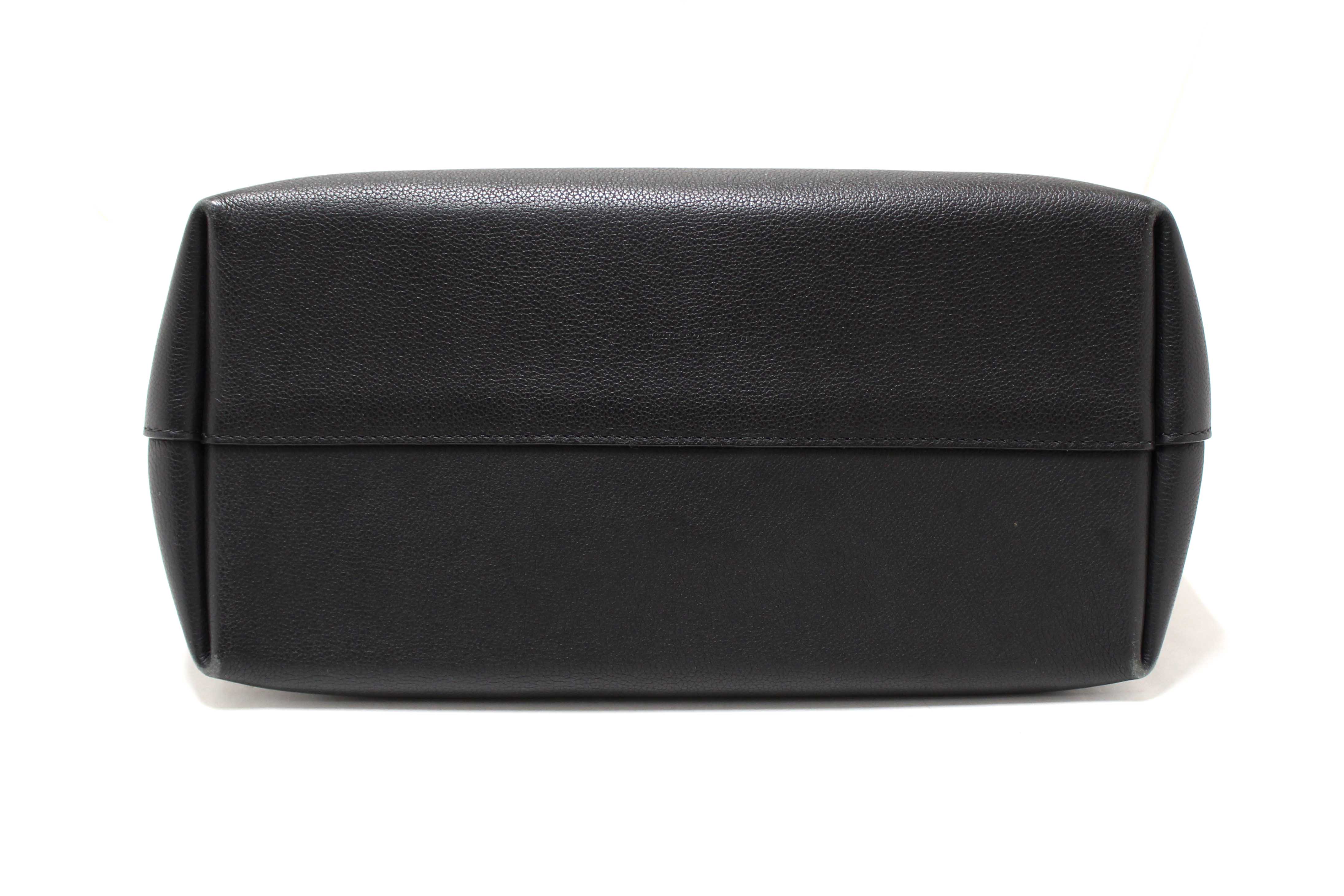 Authentic Louis Vuitton Black Grained Calf Leather Lockme Hobo Bag