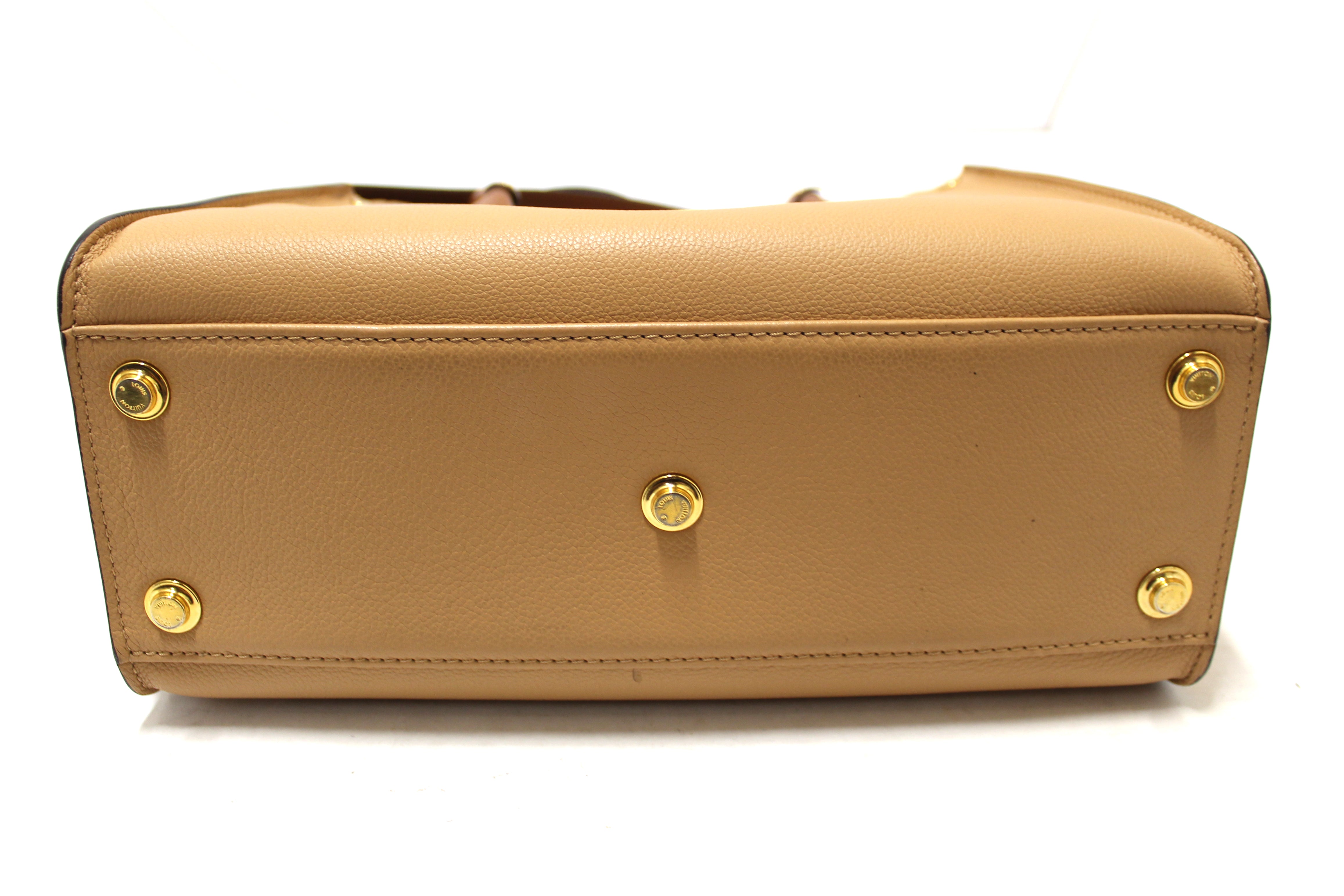 Authentic Louis Vuitton Arizona Beige Calf Leather On My Side MM Hand/Crossbody Bag