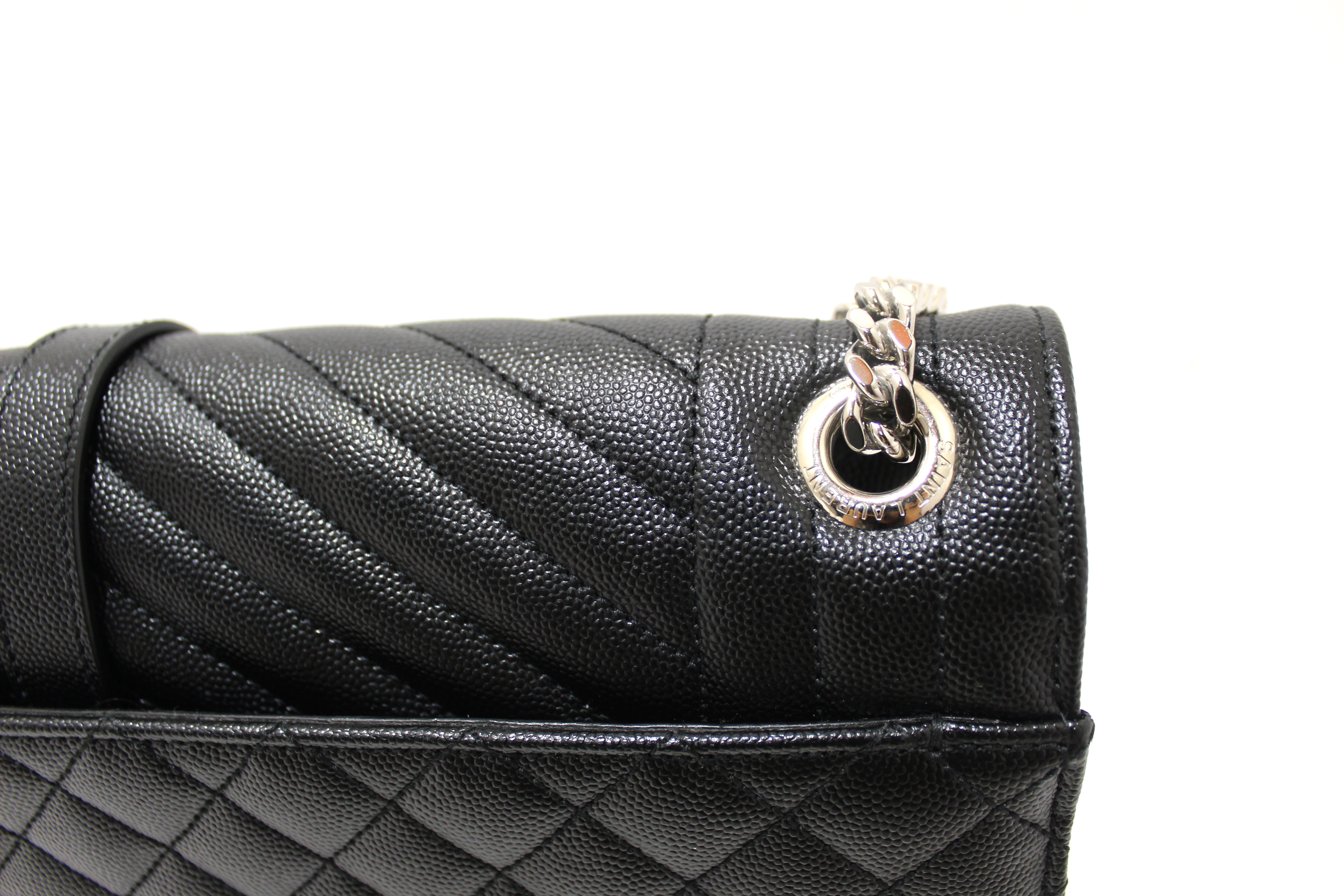 Authentic Saint Laurent Black Matelasse Grain De Poudre Embossed Leather Medium Envelope Bag
