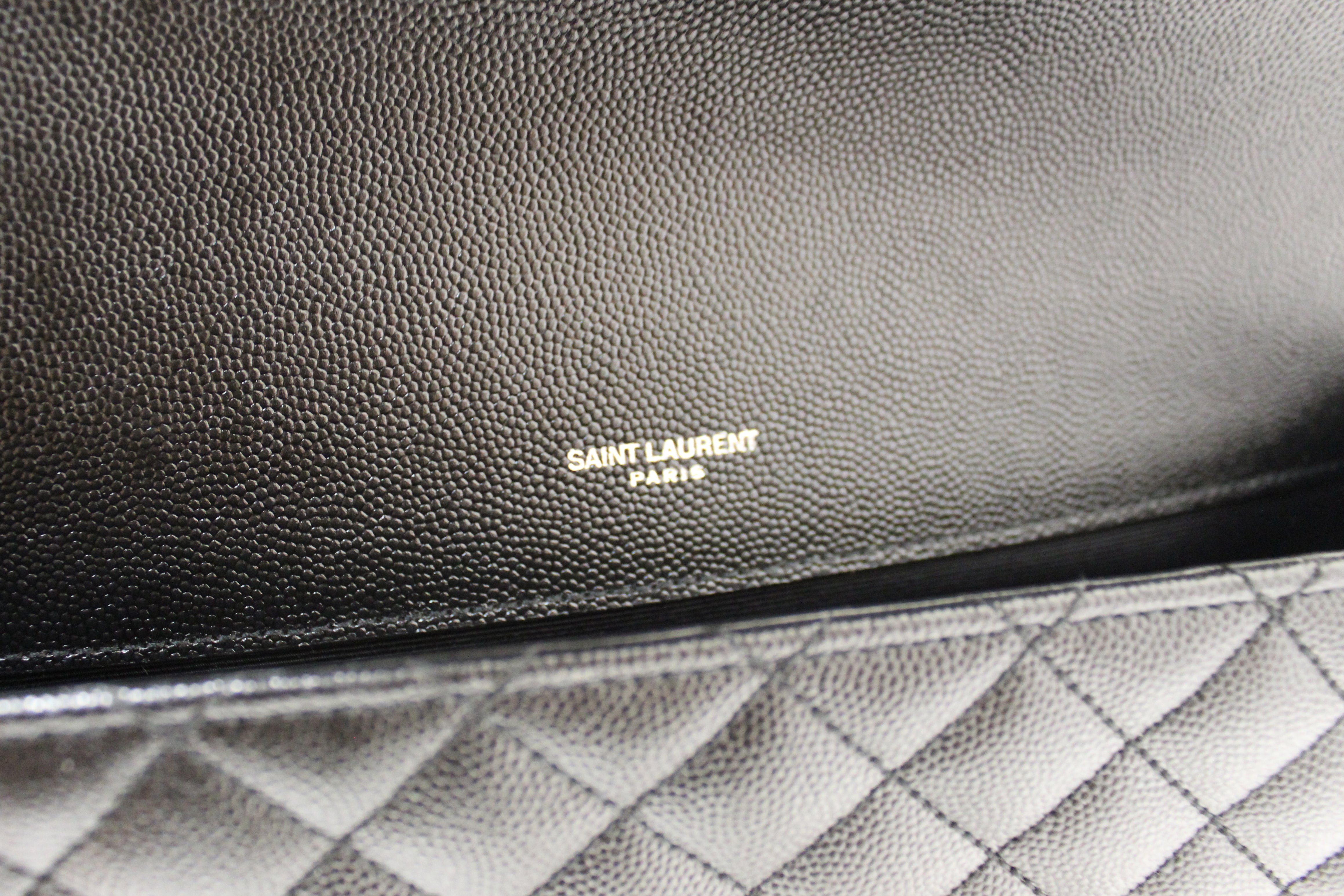 Authentic Saint Laurent Black Matelasse Grain De Poudre Embossed Leather Medium Envelope Bag