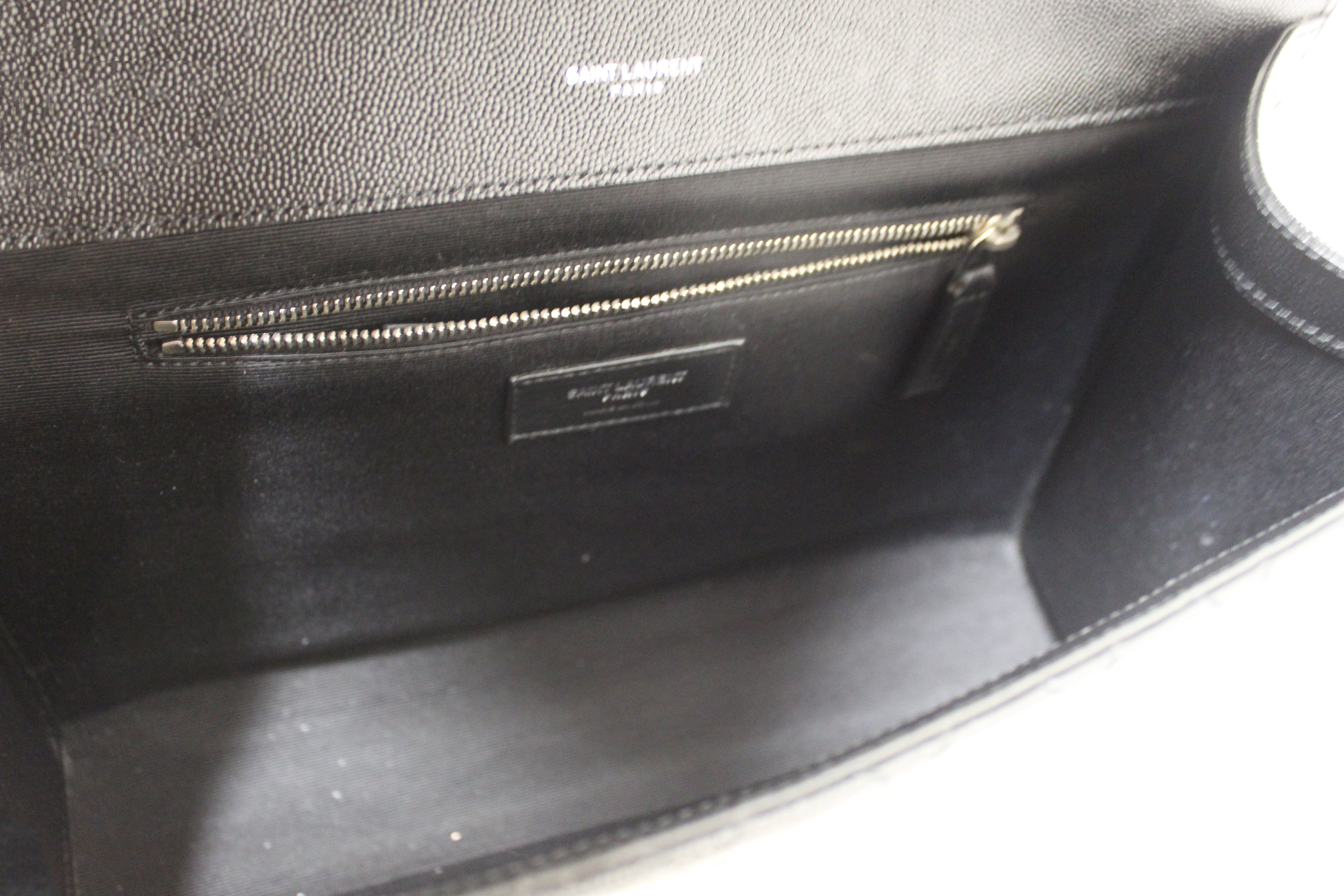 Authentic Saint Laurent Black Matelasse Grain De Poudre Embossed Leather Medium Envelope Bag