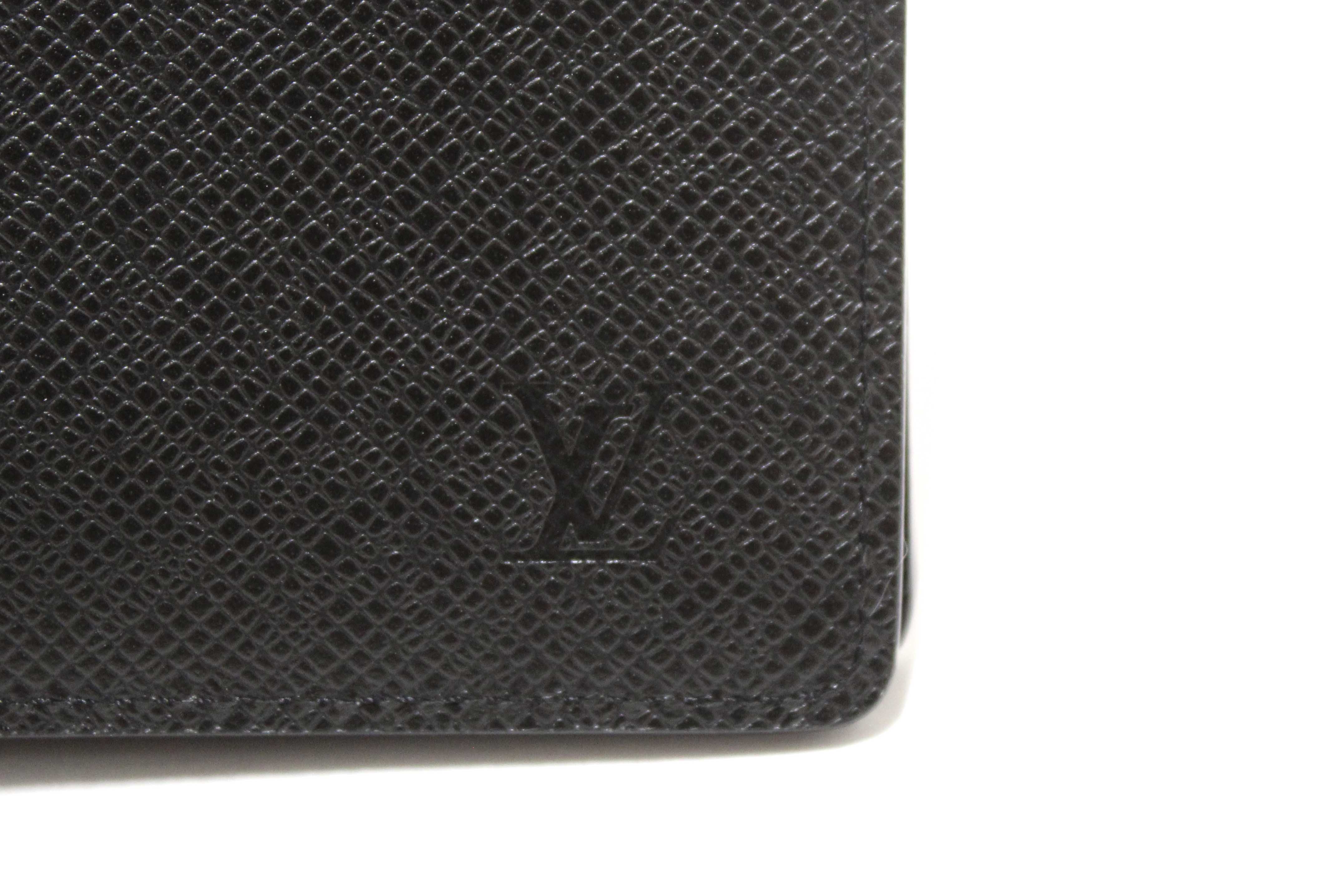 Authentic Louis Vuitton Men's Black Taiga Leather Multiple Bifold Wallet
